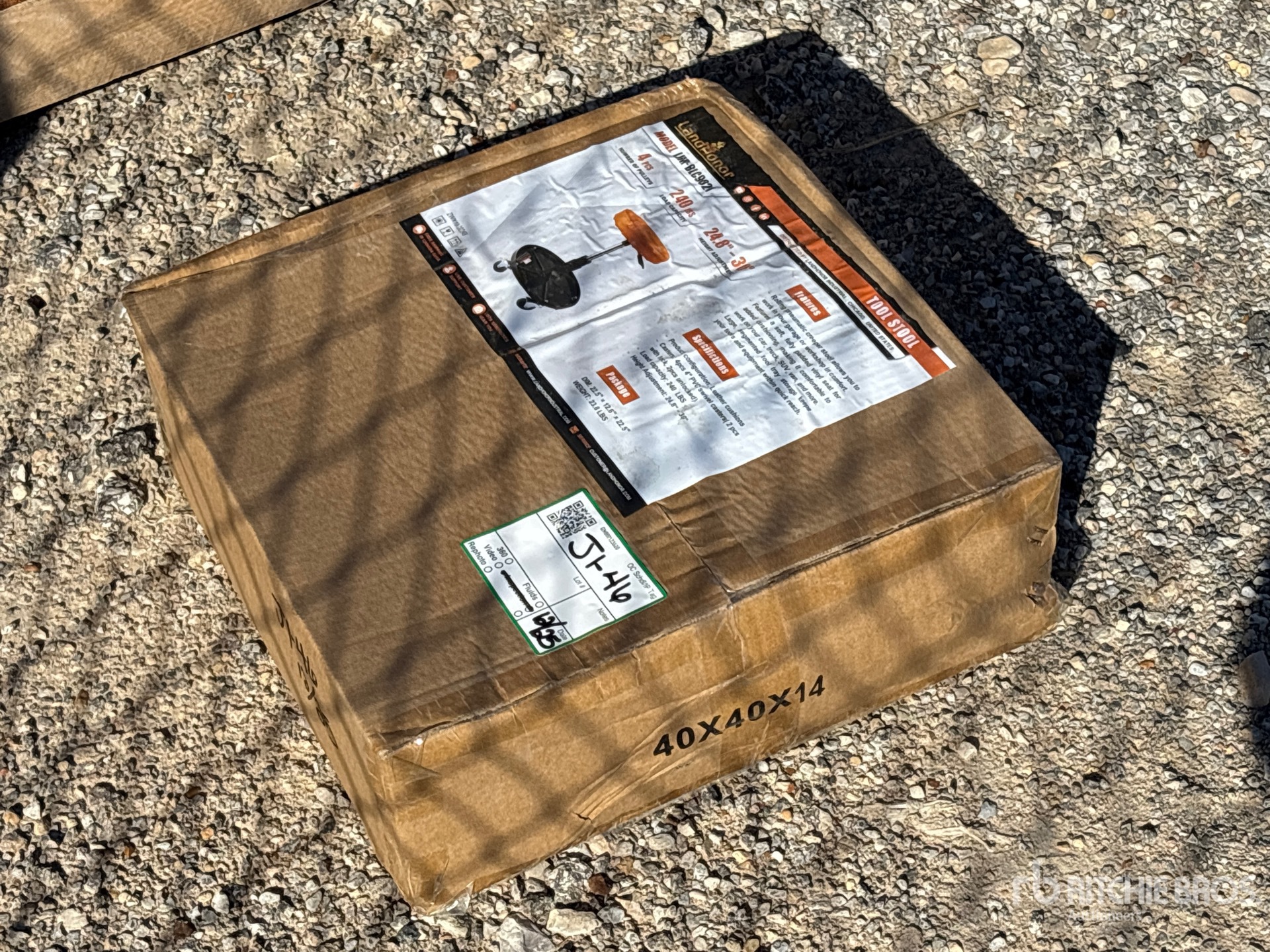 General Appearance with Picture, Left Front Corner