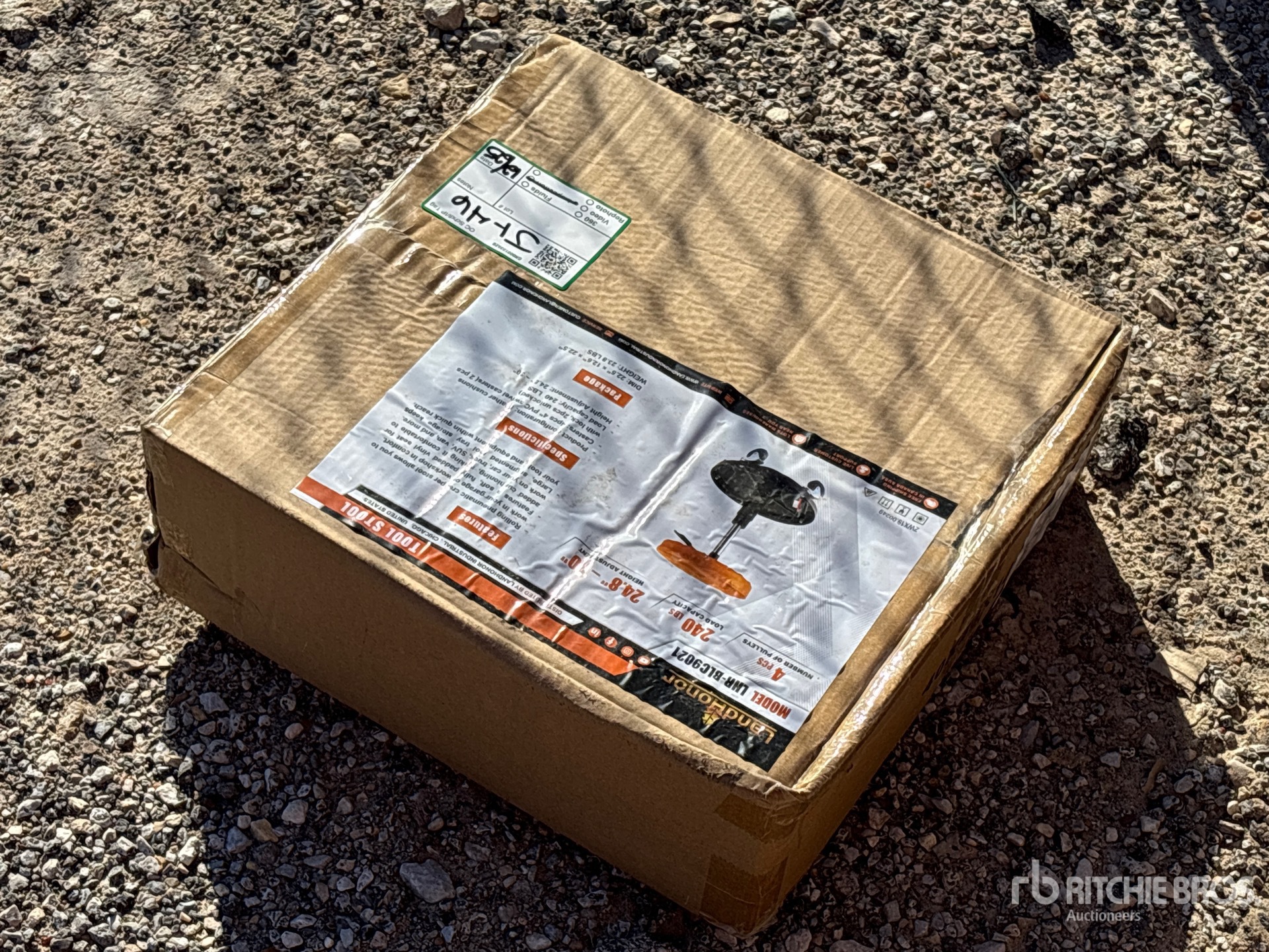 General Appearance with Picture, Right Rear Corner