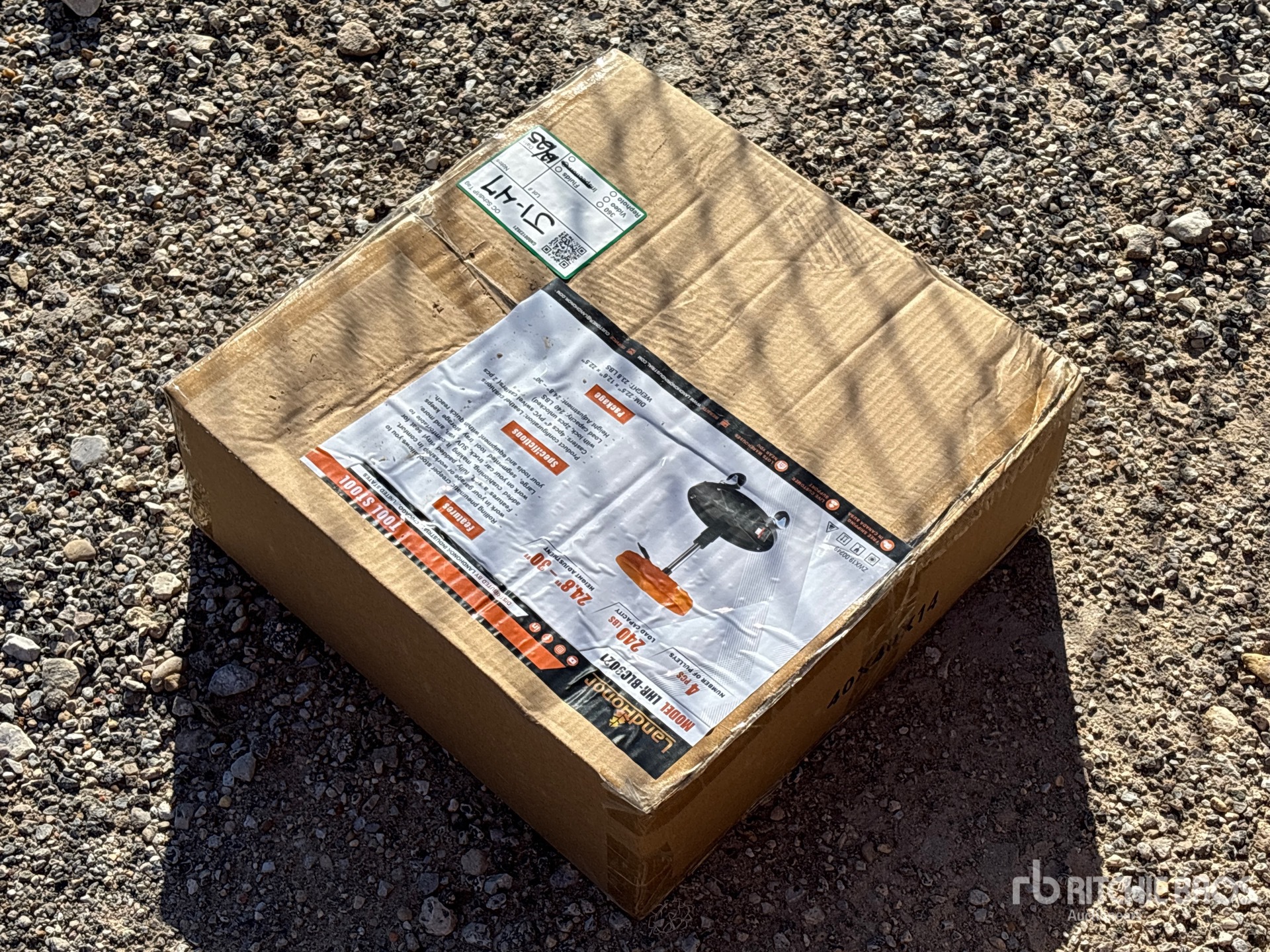 General Appearance with Picture, Right Rear Corner