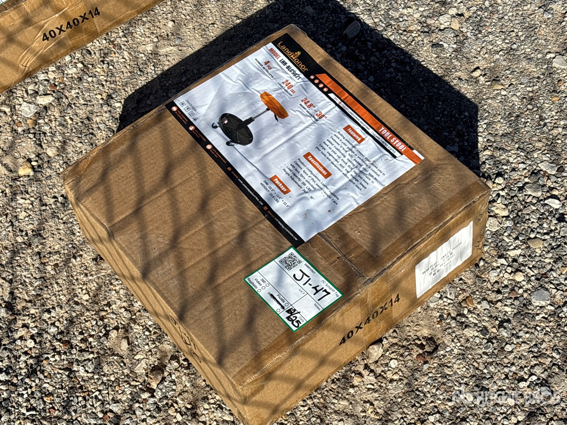 General Appearance with Picture, Left Front Corner