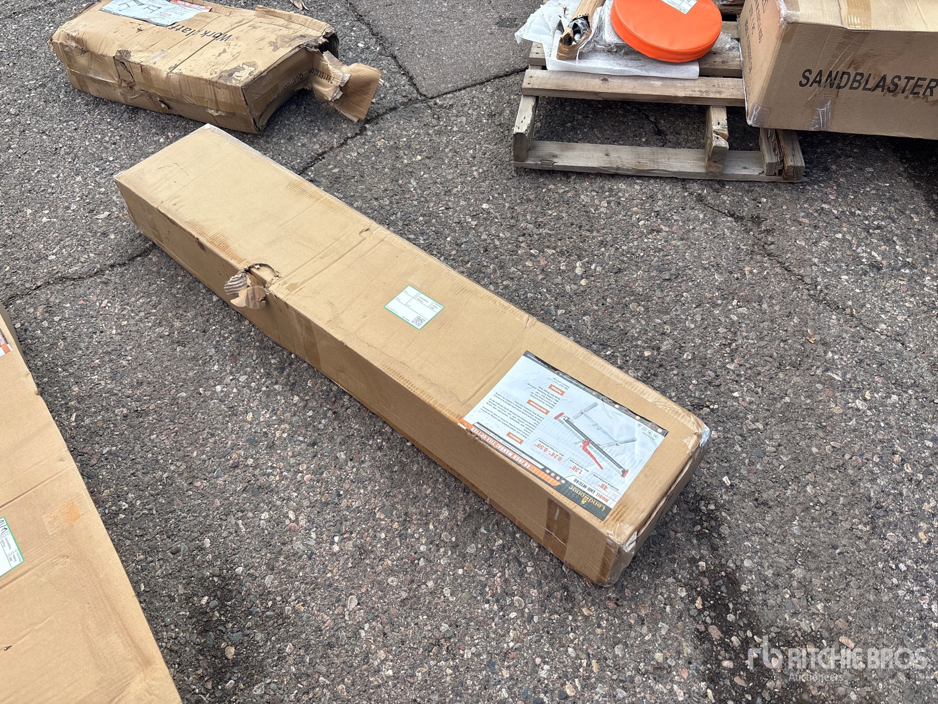 General Appearance with Picture, Left Front Corner