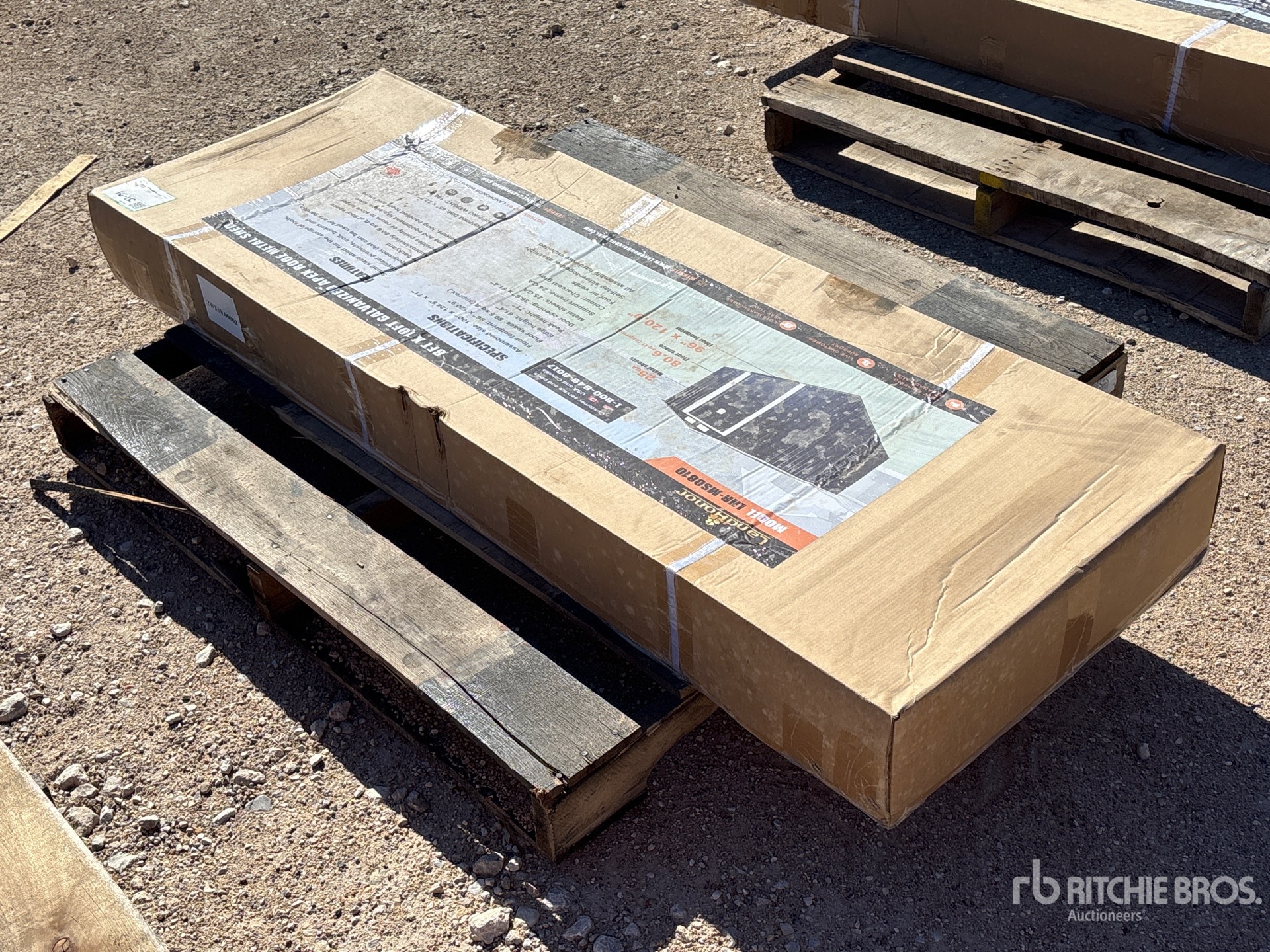 Aspect général with Image, coin arrière droit