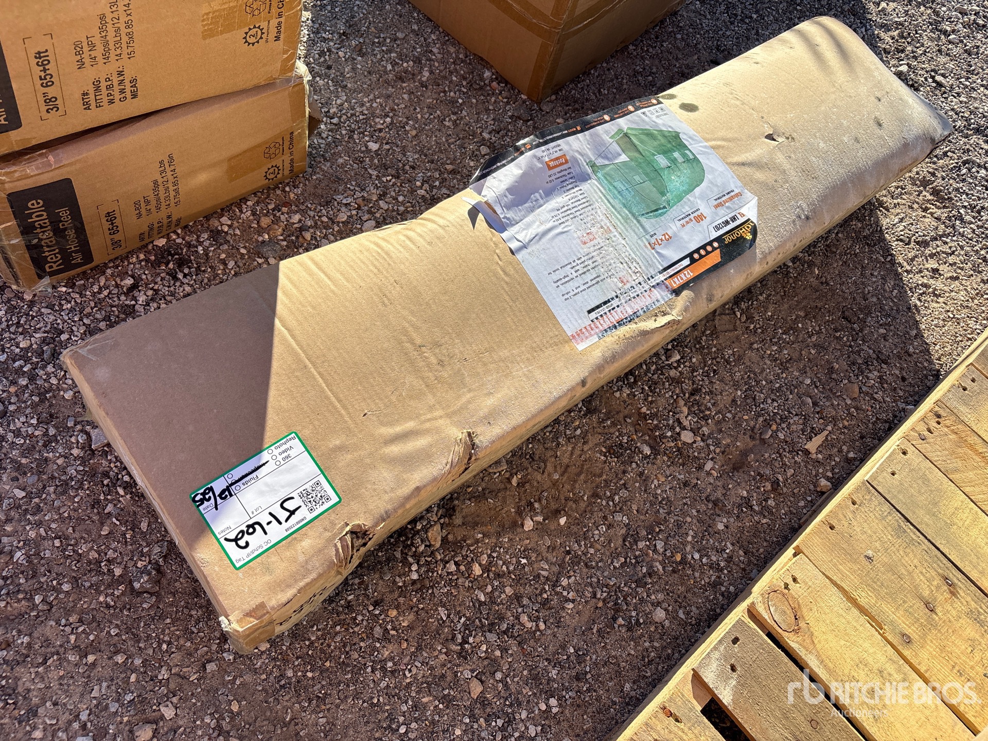 General Appearance with Picture, Left Rear Corner