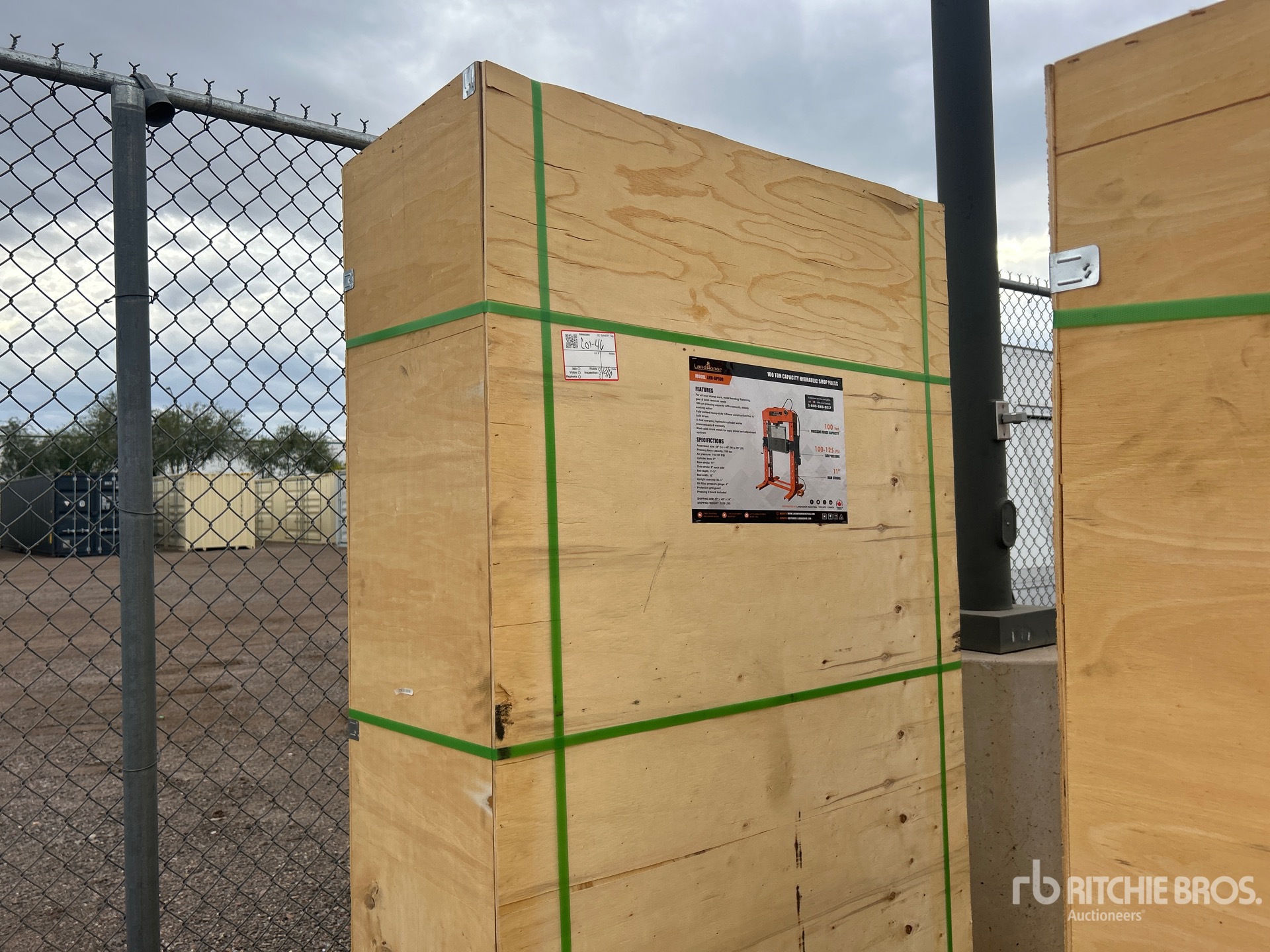 General Appearance with Image, coin avant gauche