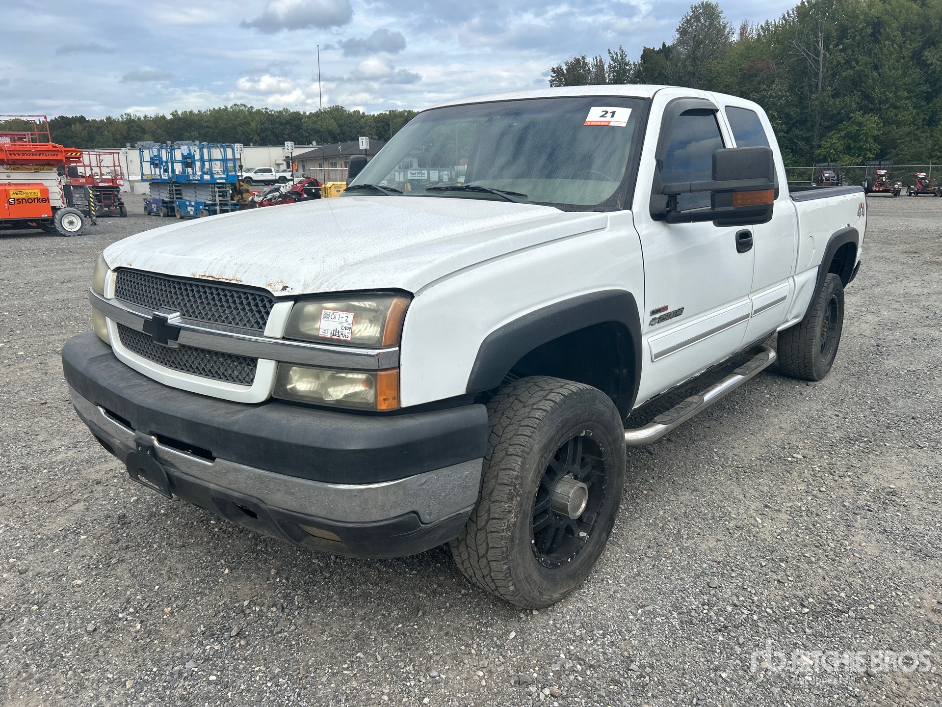 General Appearance with Picture, Left Front Corner