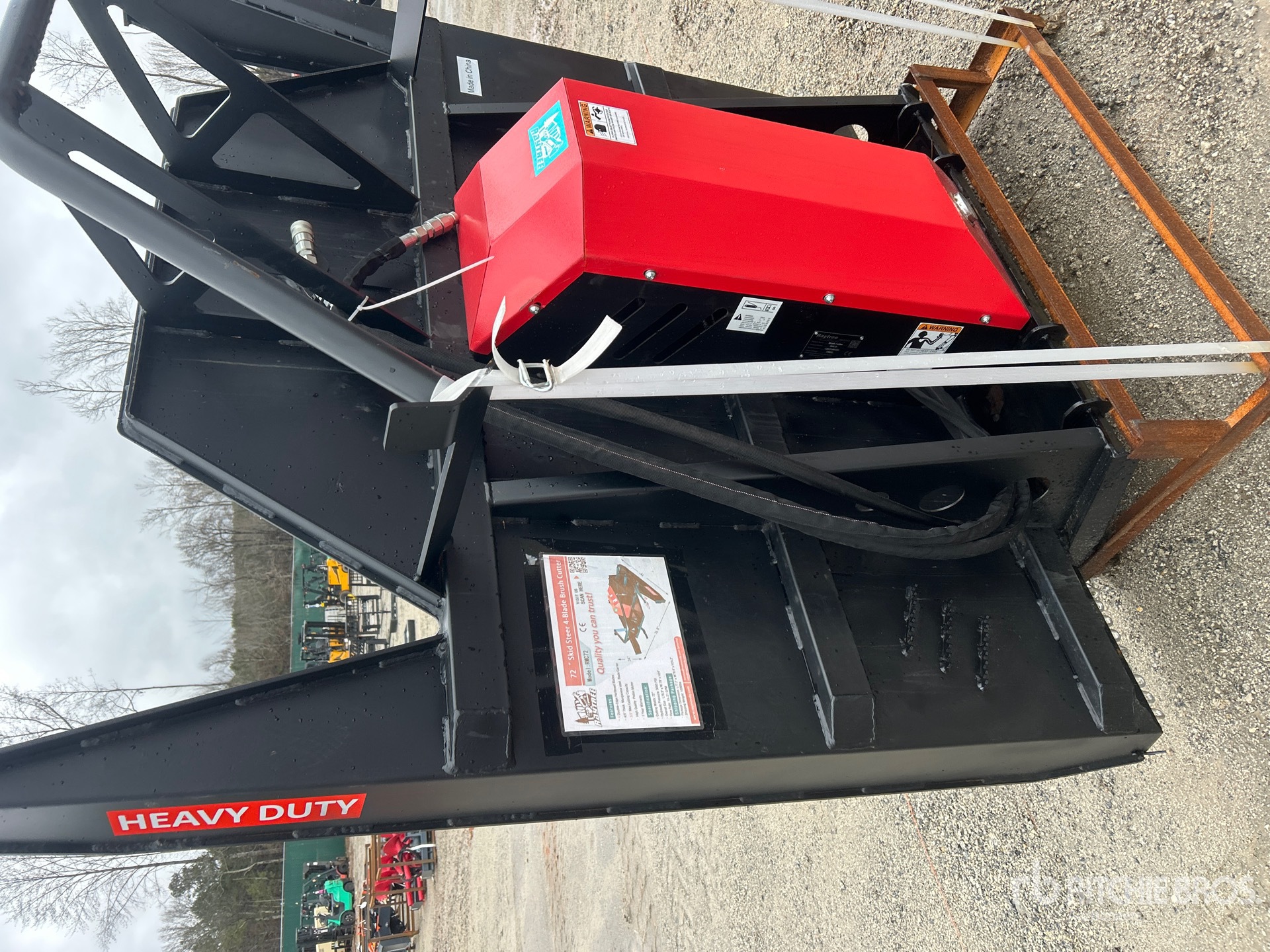 General Appearance with Picture, Left Rear Corner