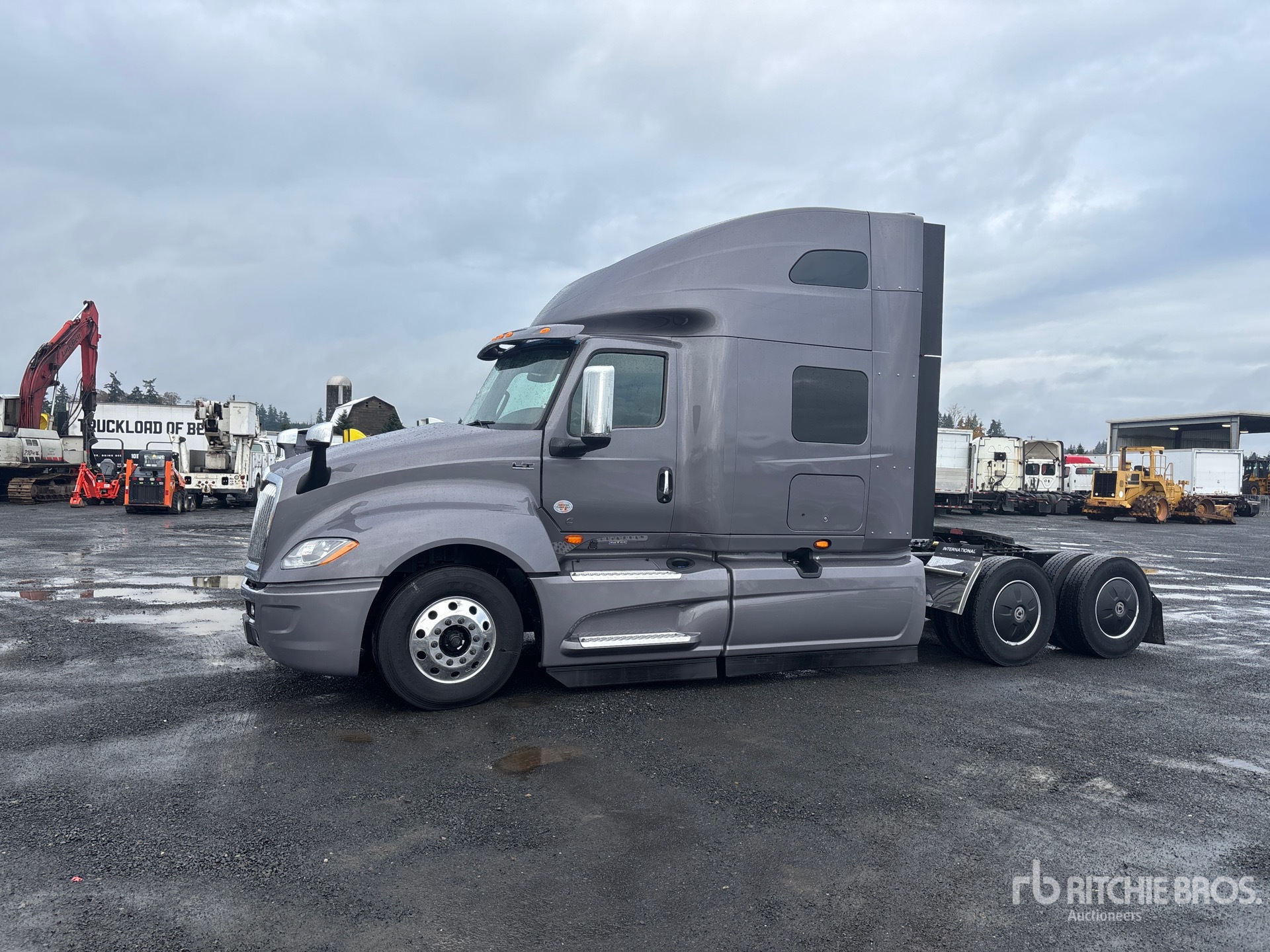 General Appearance with Picture, Left Front Corner