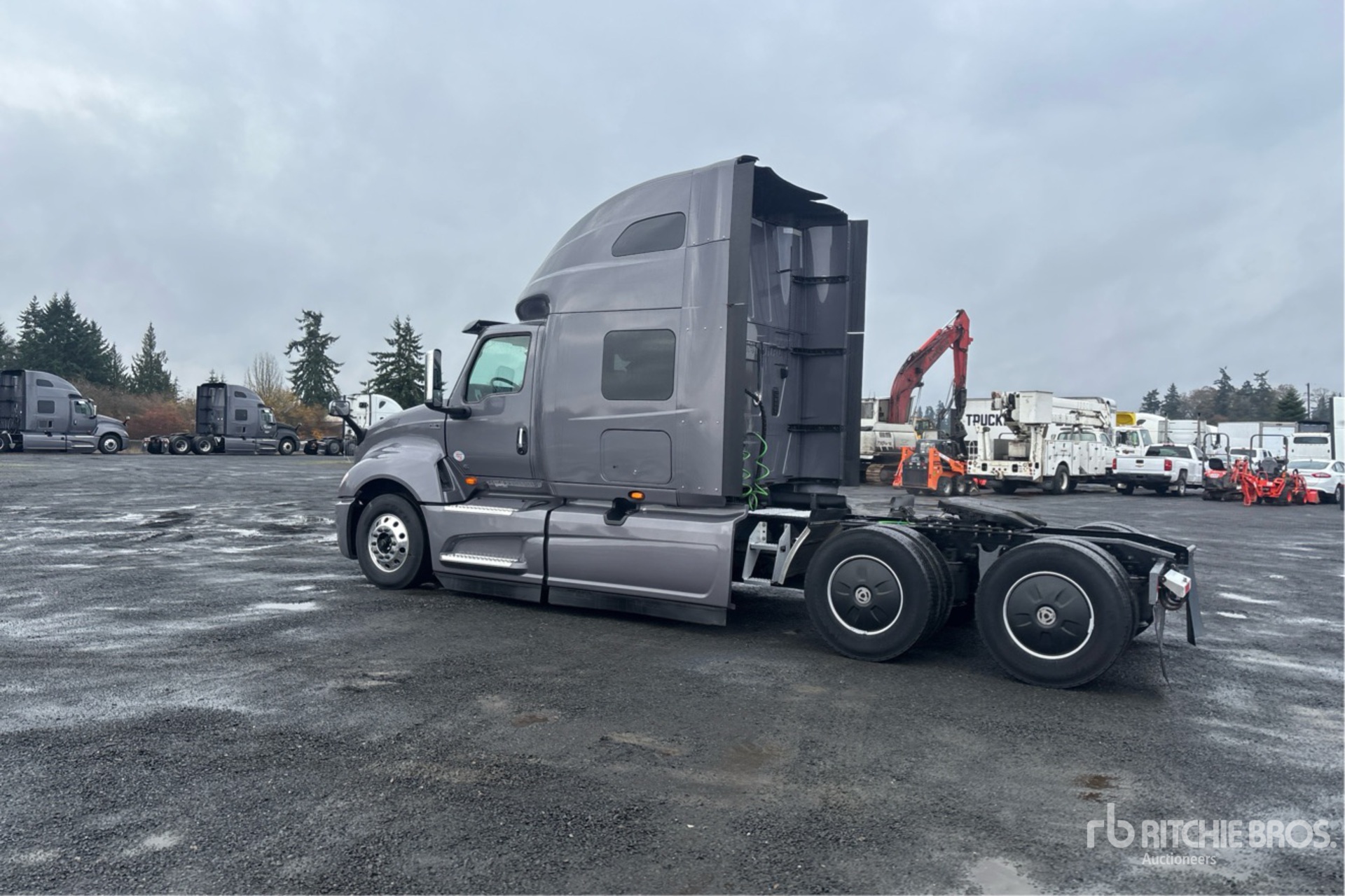 Aspect général with Image, coin arrière gauche