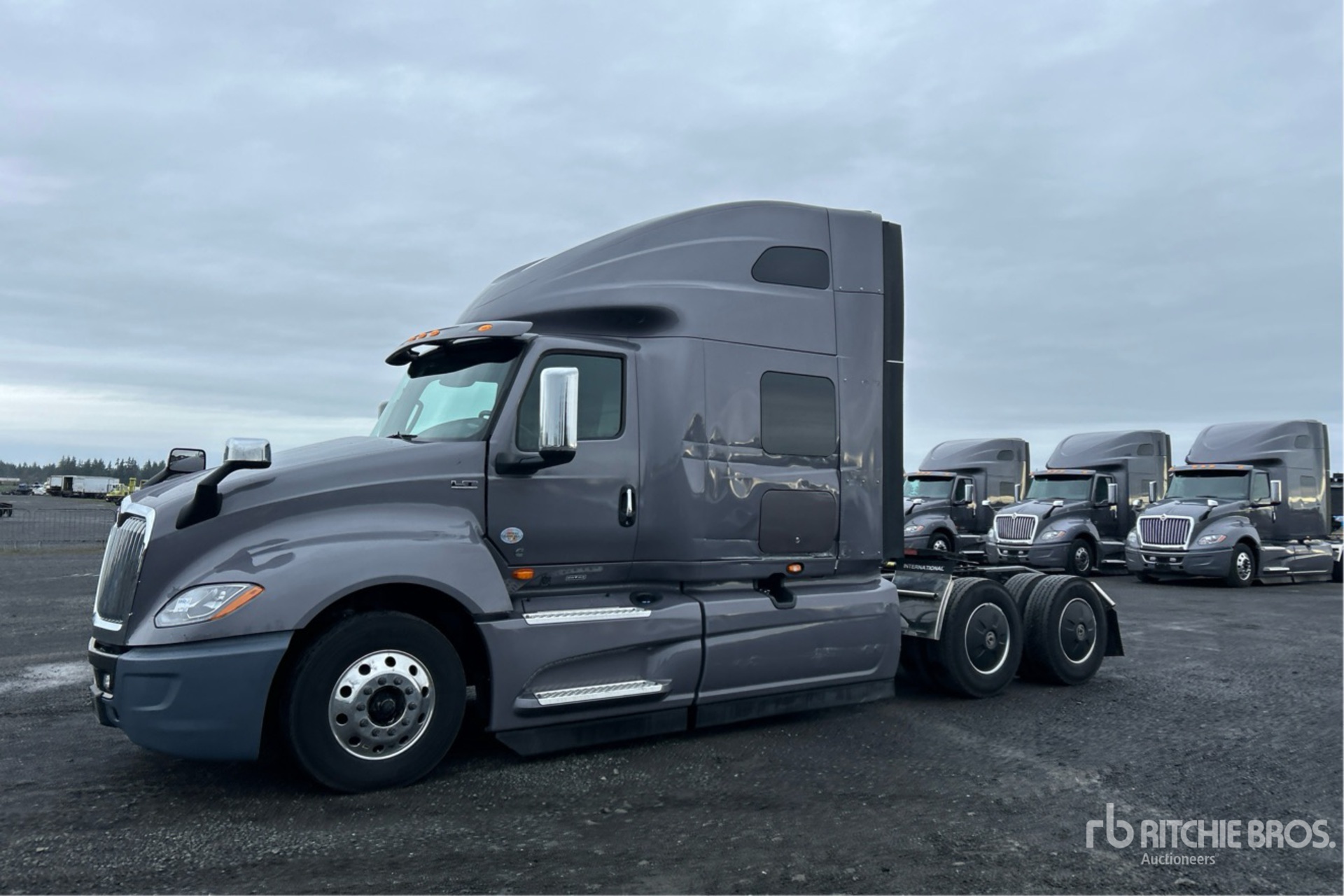 General Appearance with Picture, Left Front Corner