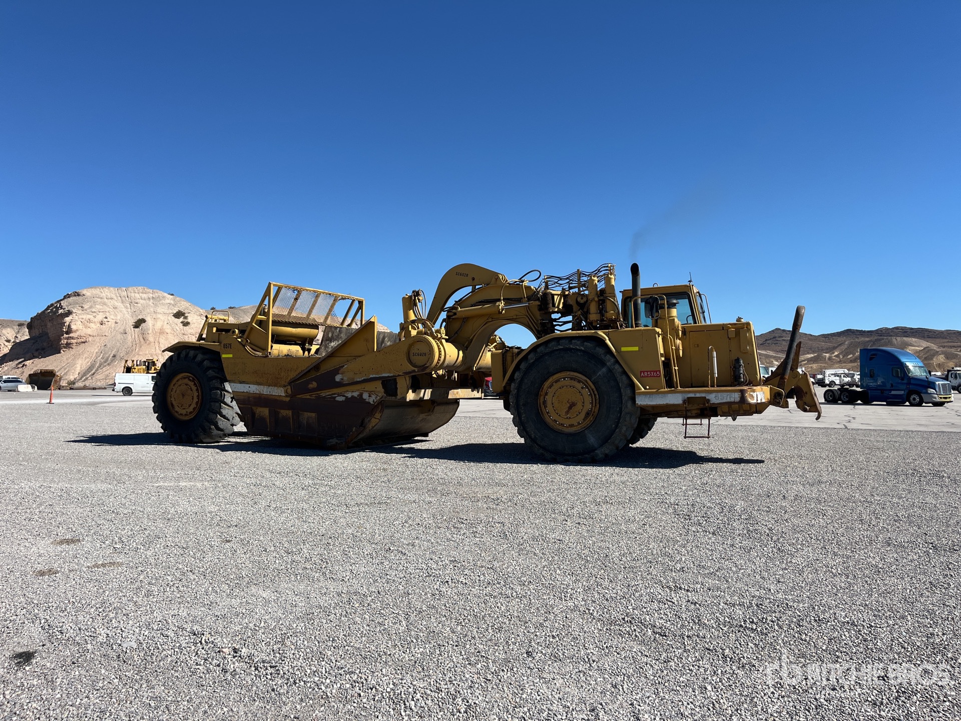 Aspect général with Image, coin avant droit