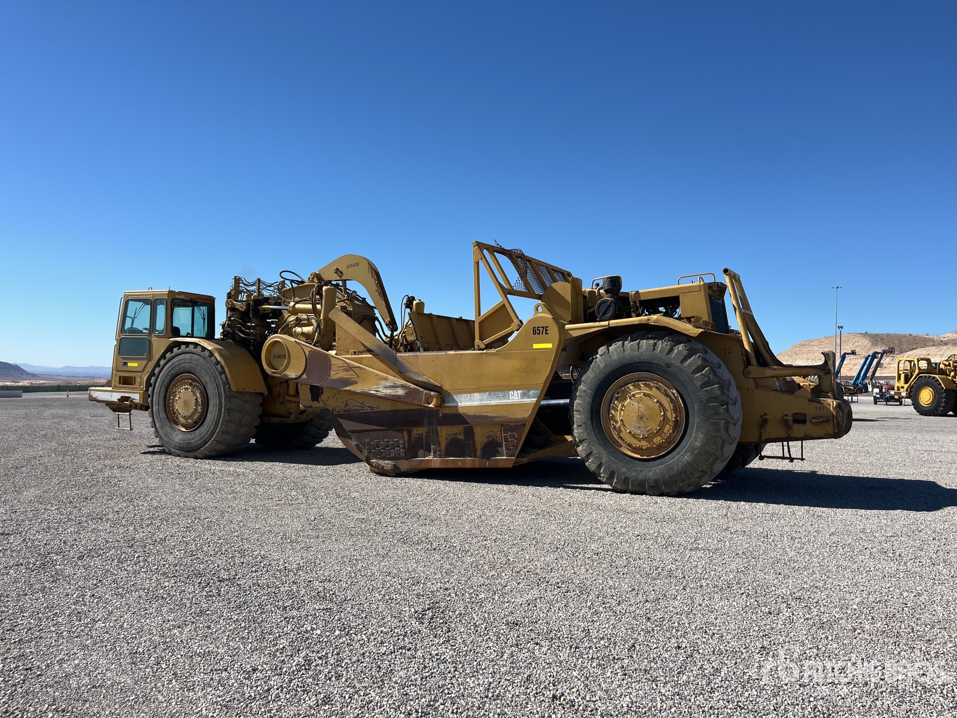 Aspect général with Image, coin arrière gauche