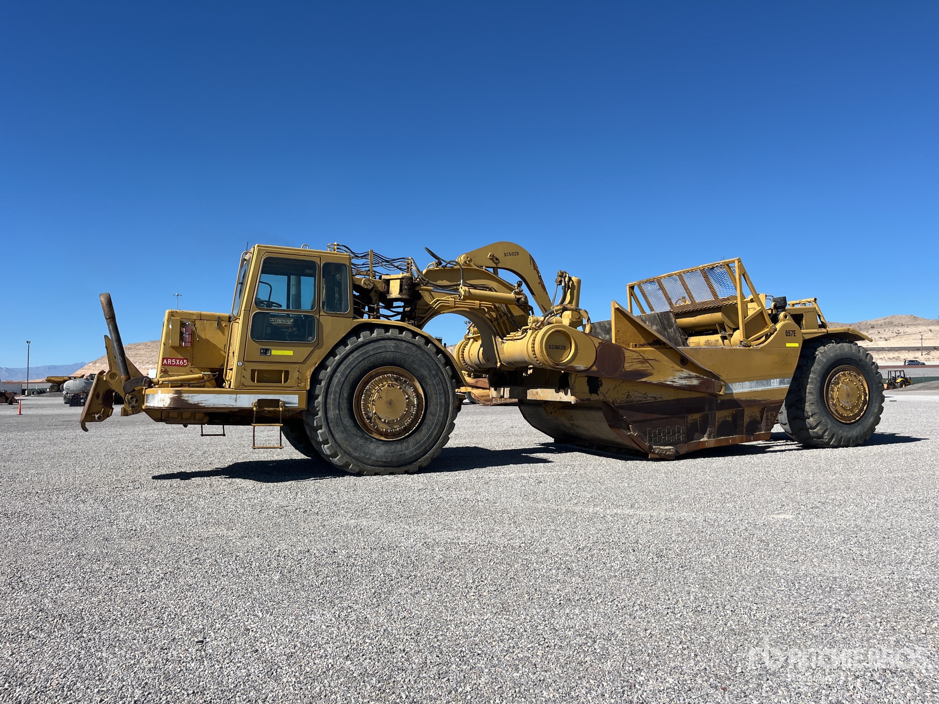 Aspect général with Image, coin avant gauche