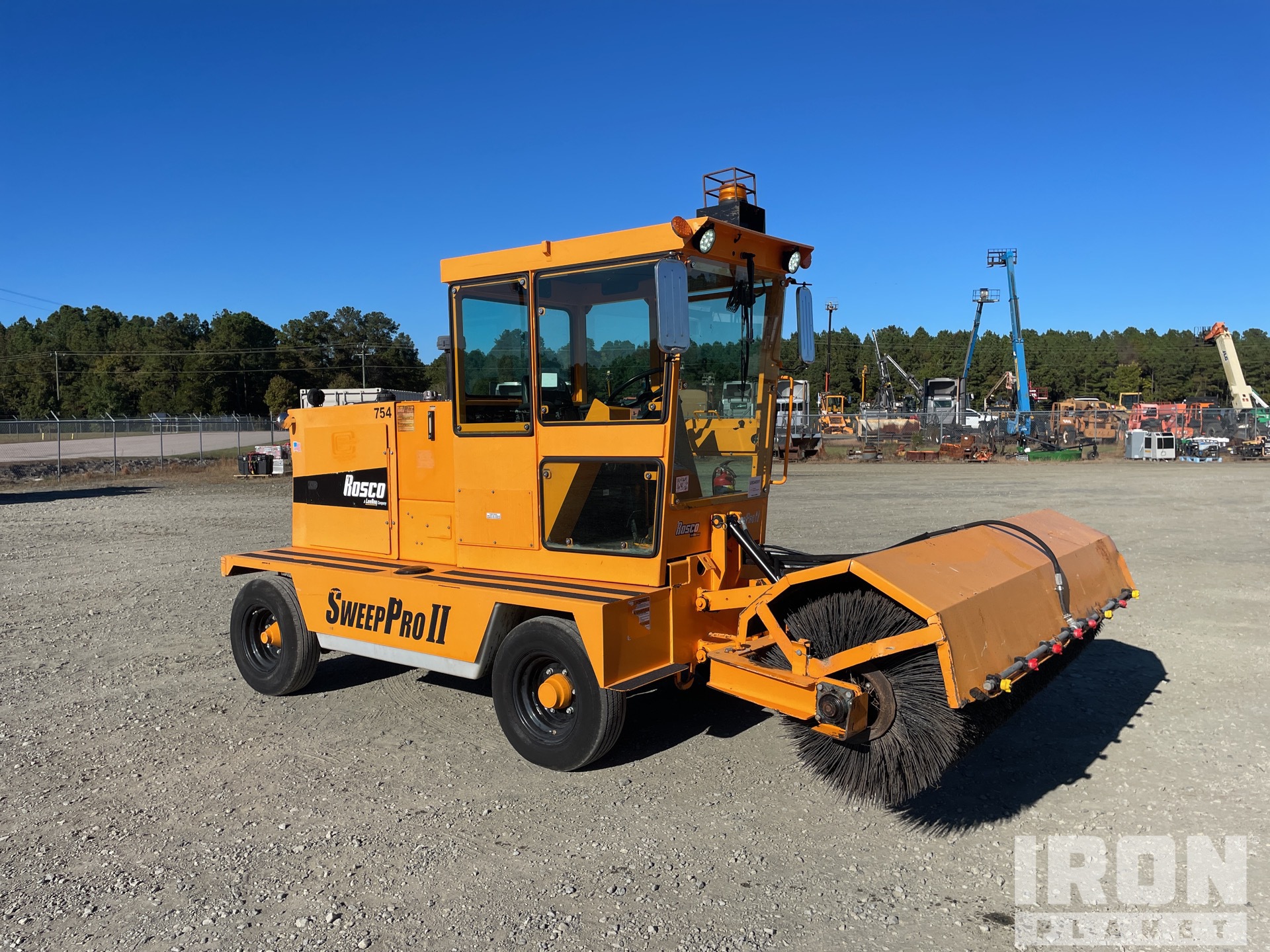 General Appearance with Foto, angolo anteriore destro