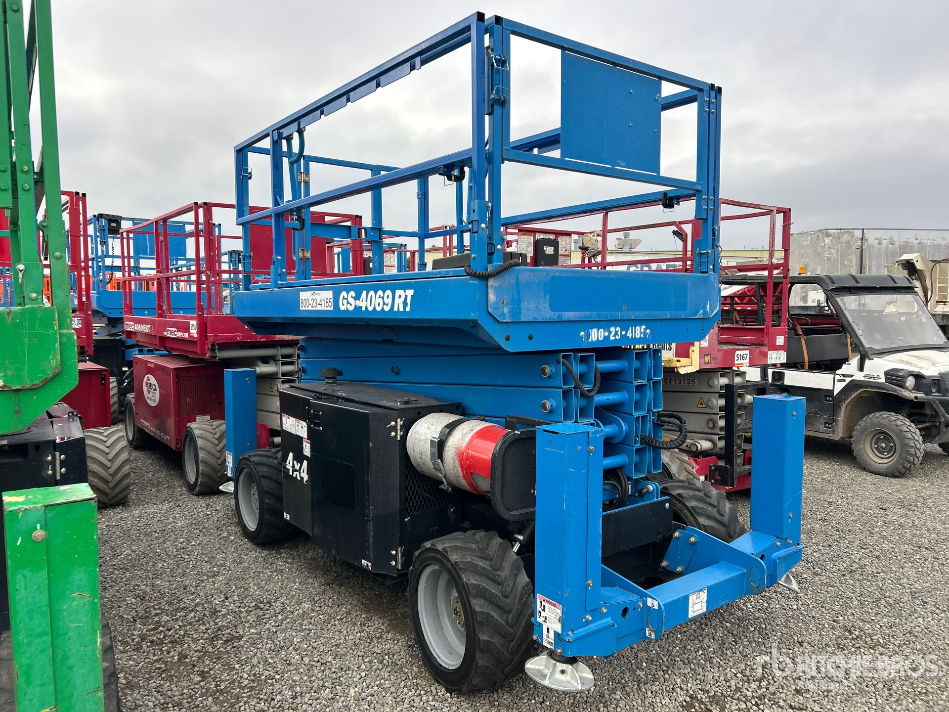 Aspect général with Image, coin arrière gauche