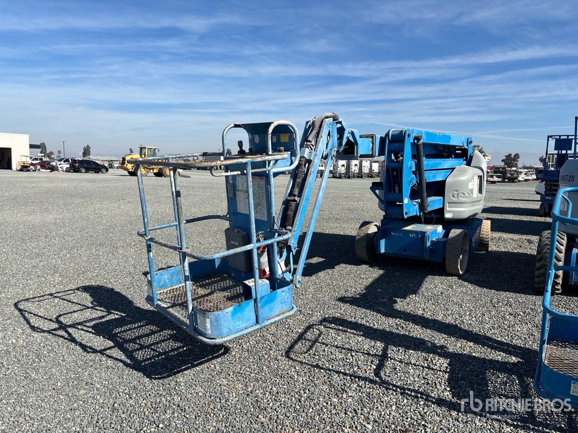 General Appearance with Imagen: esquina delantera izquierda