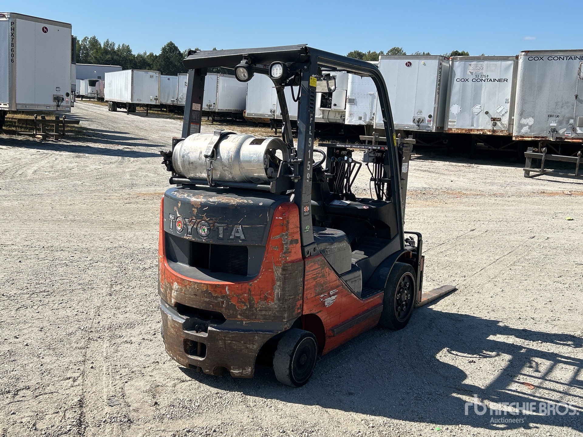 General Appearance with Picture, Right Rear Corner
