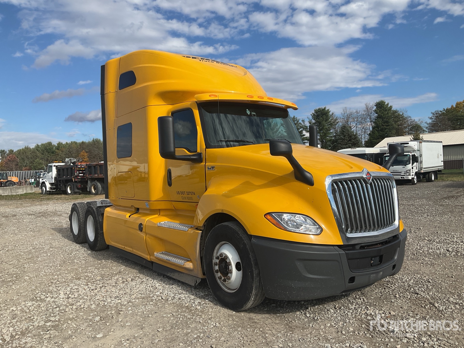 General Appearance with Imagen: esquina delantera derecha