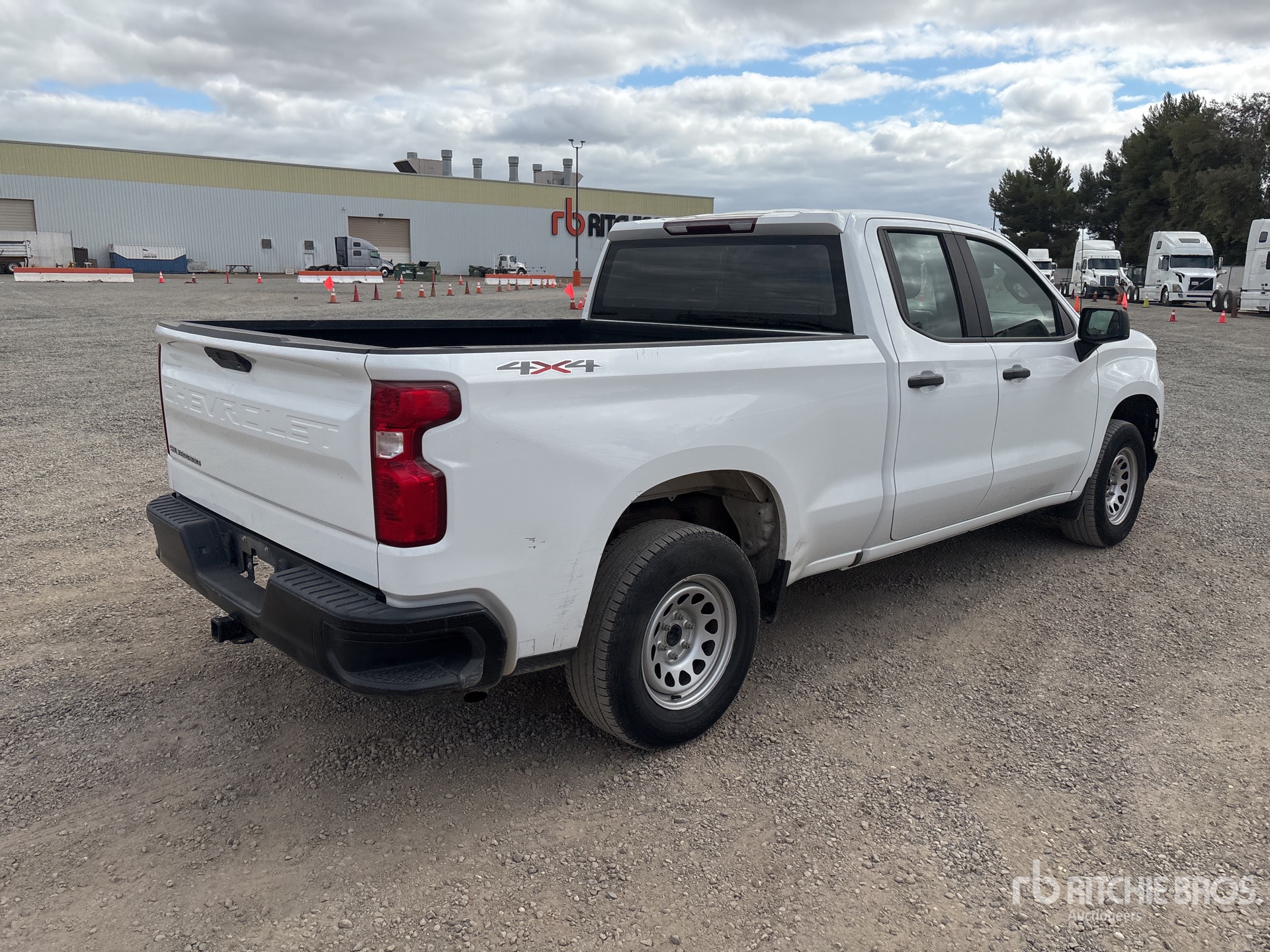 General Appearance with Picture, Right Rear Corner