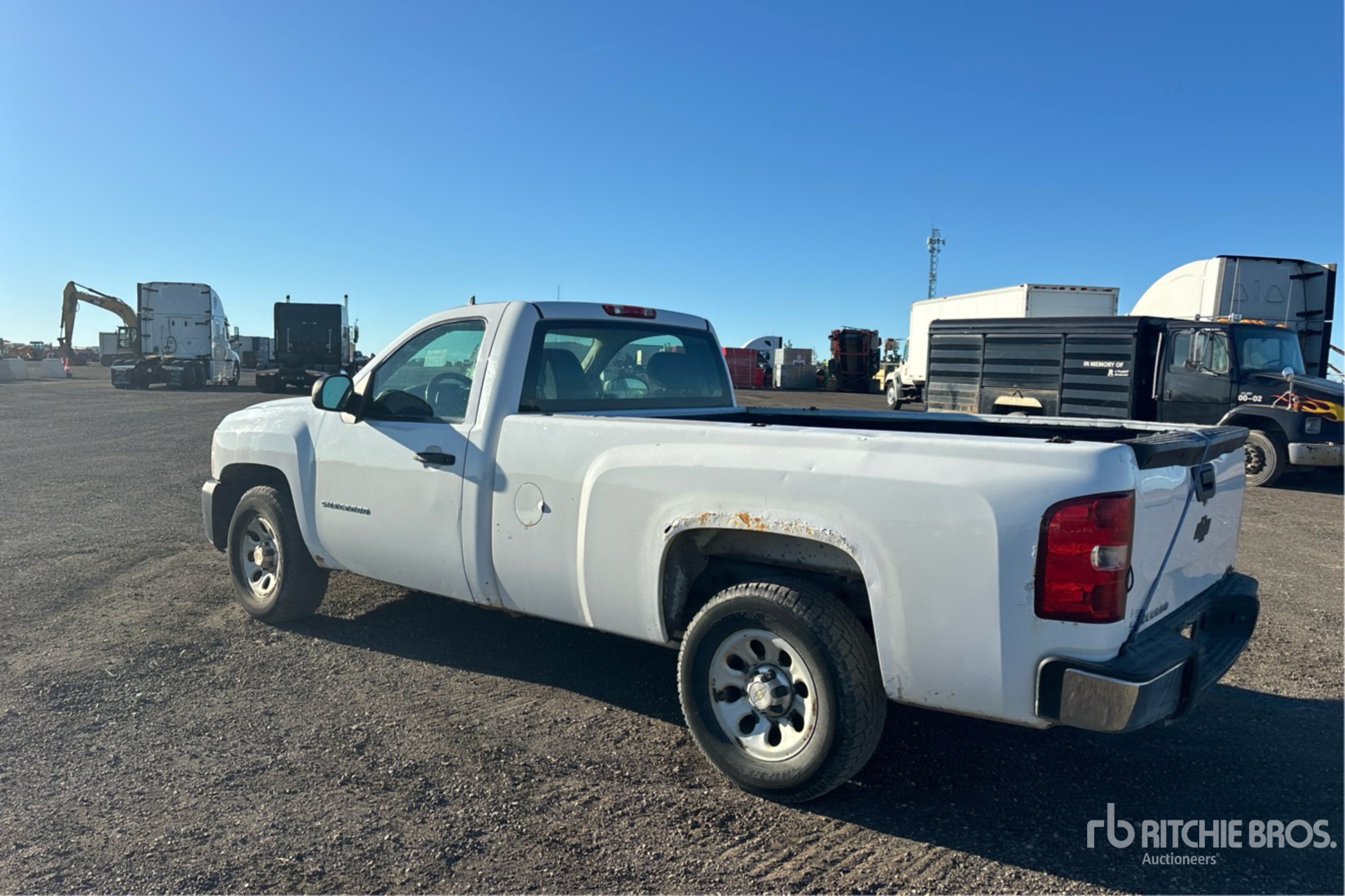 General Appearance with Picture, Left Rear Corner