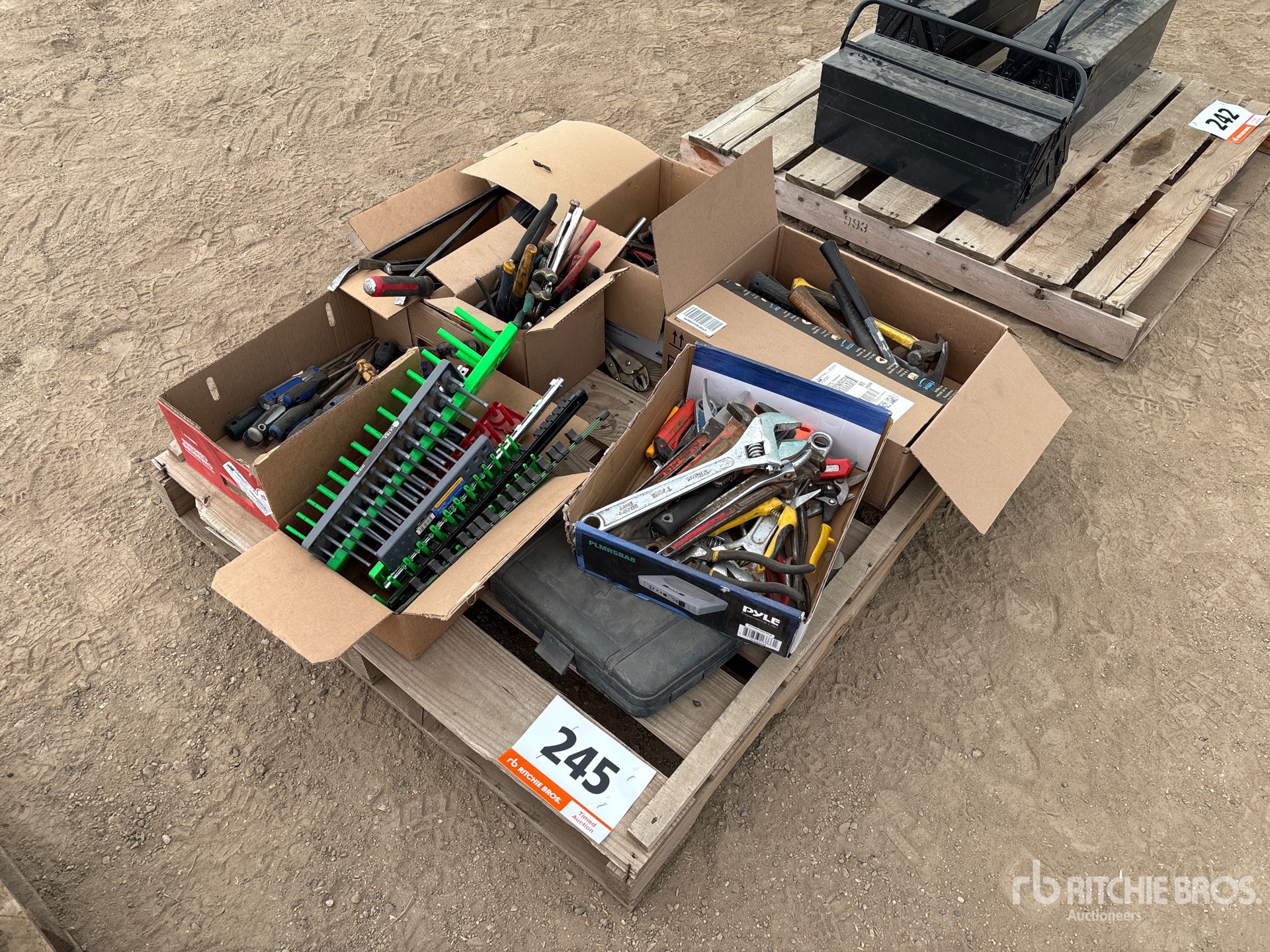 General Appearance with Picture, Left Front Corner