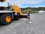Crane Superstructure with Outrigger Cylinders