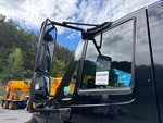 Cab with Mirrors