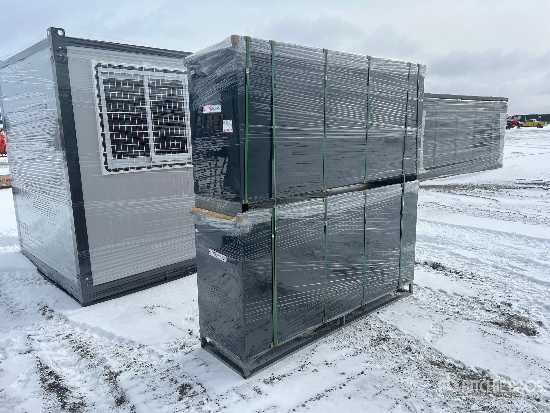 General Appearance with Bild, Ecke hinten links