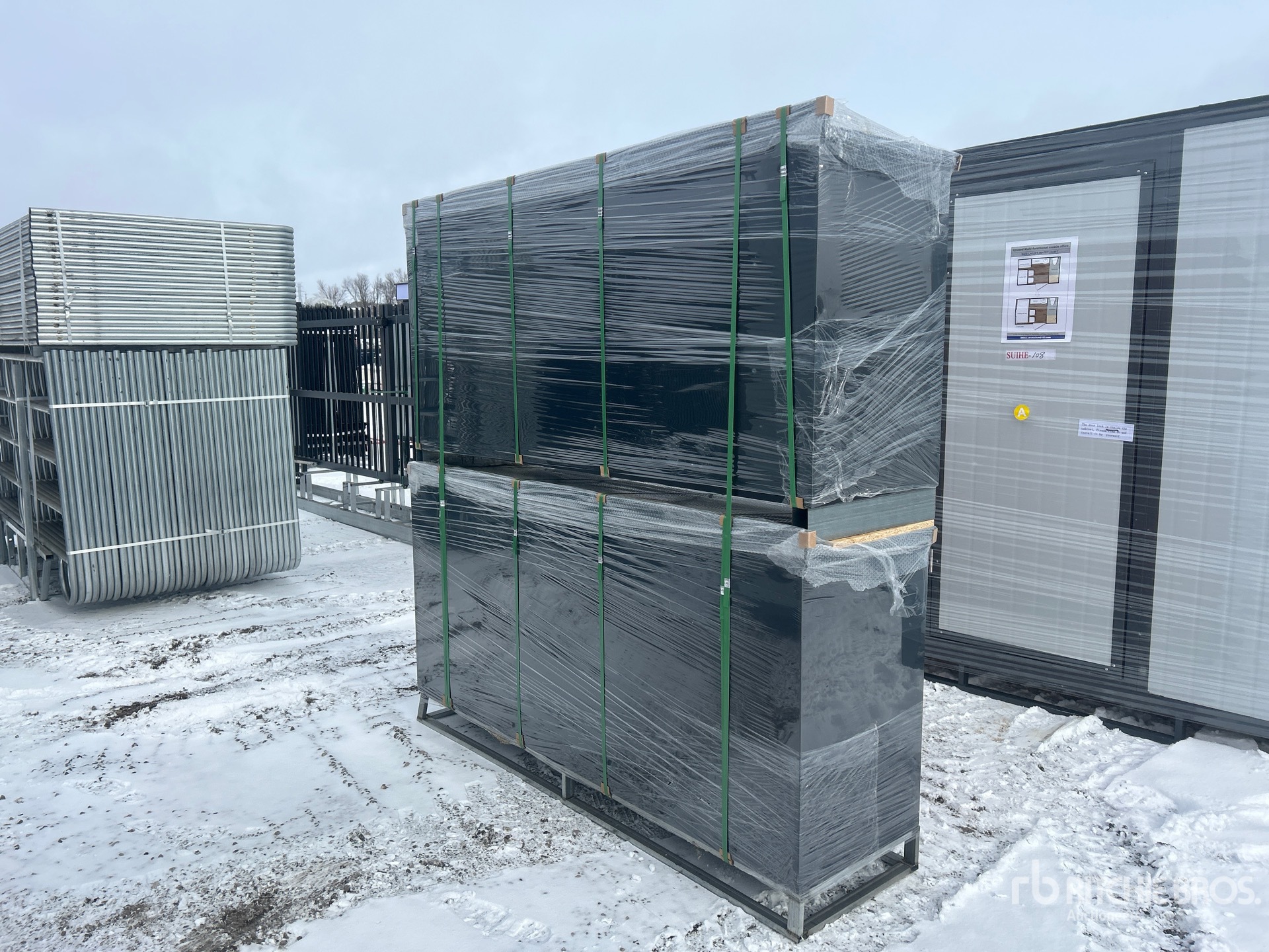 General Appearance with Bild, Ecke hinten rechts