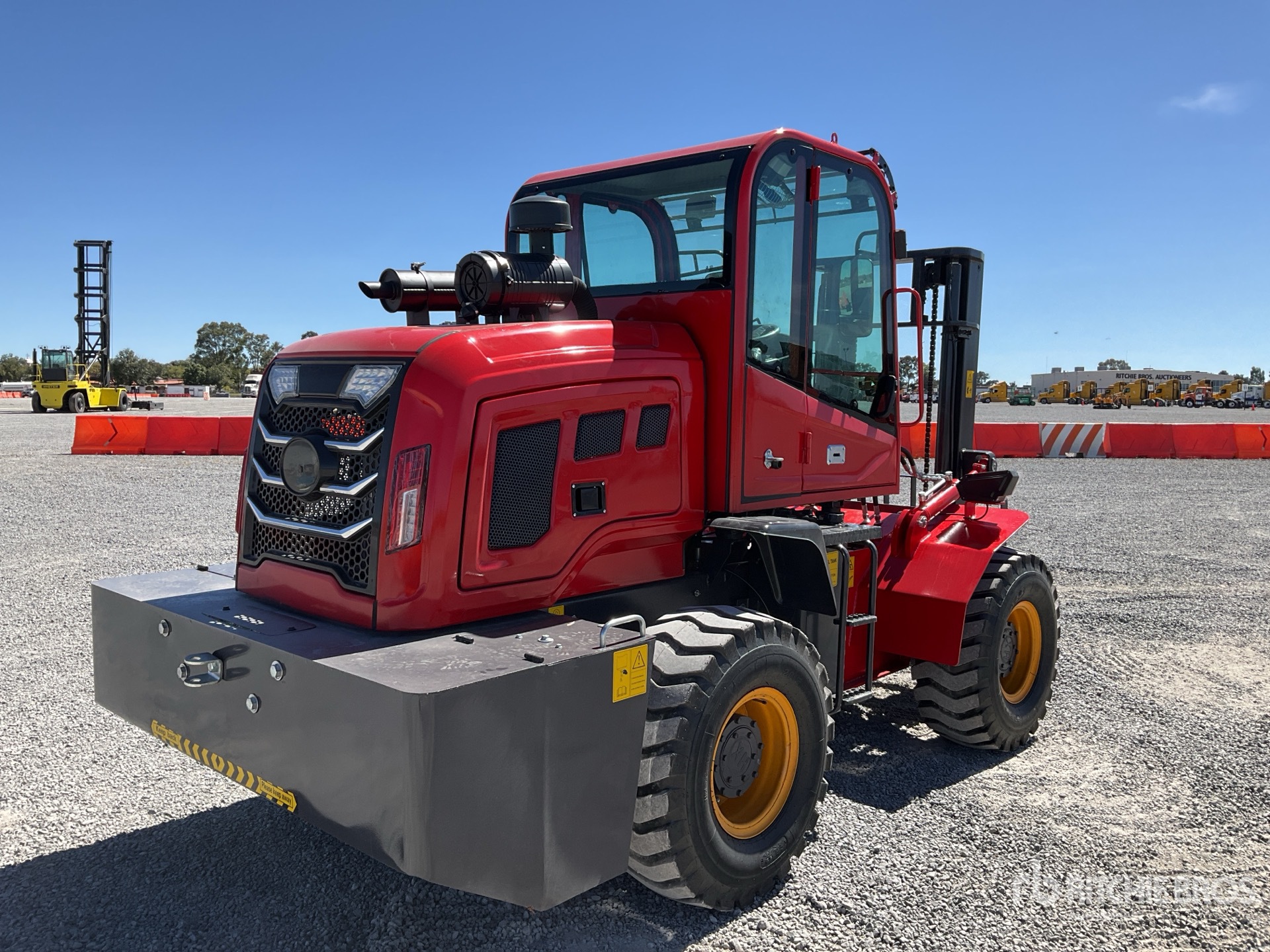 General Appearance with Picture, Right Rear Corner