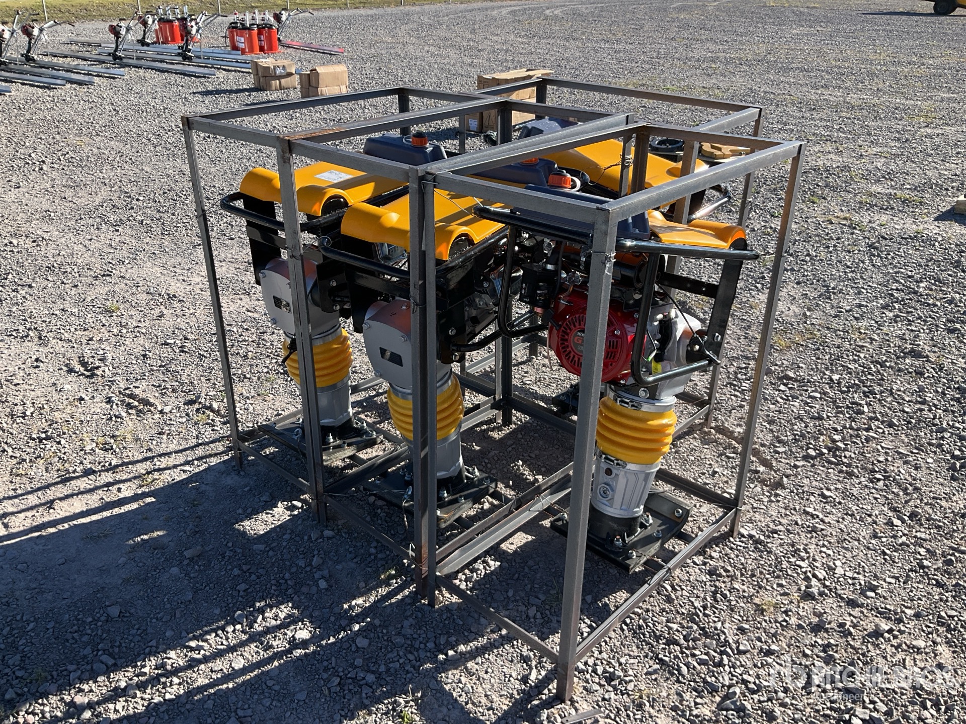 General Appearance with Bild, Ecke hinten links