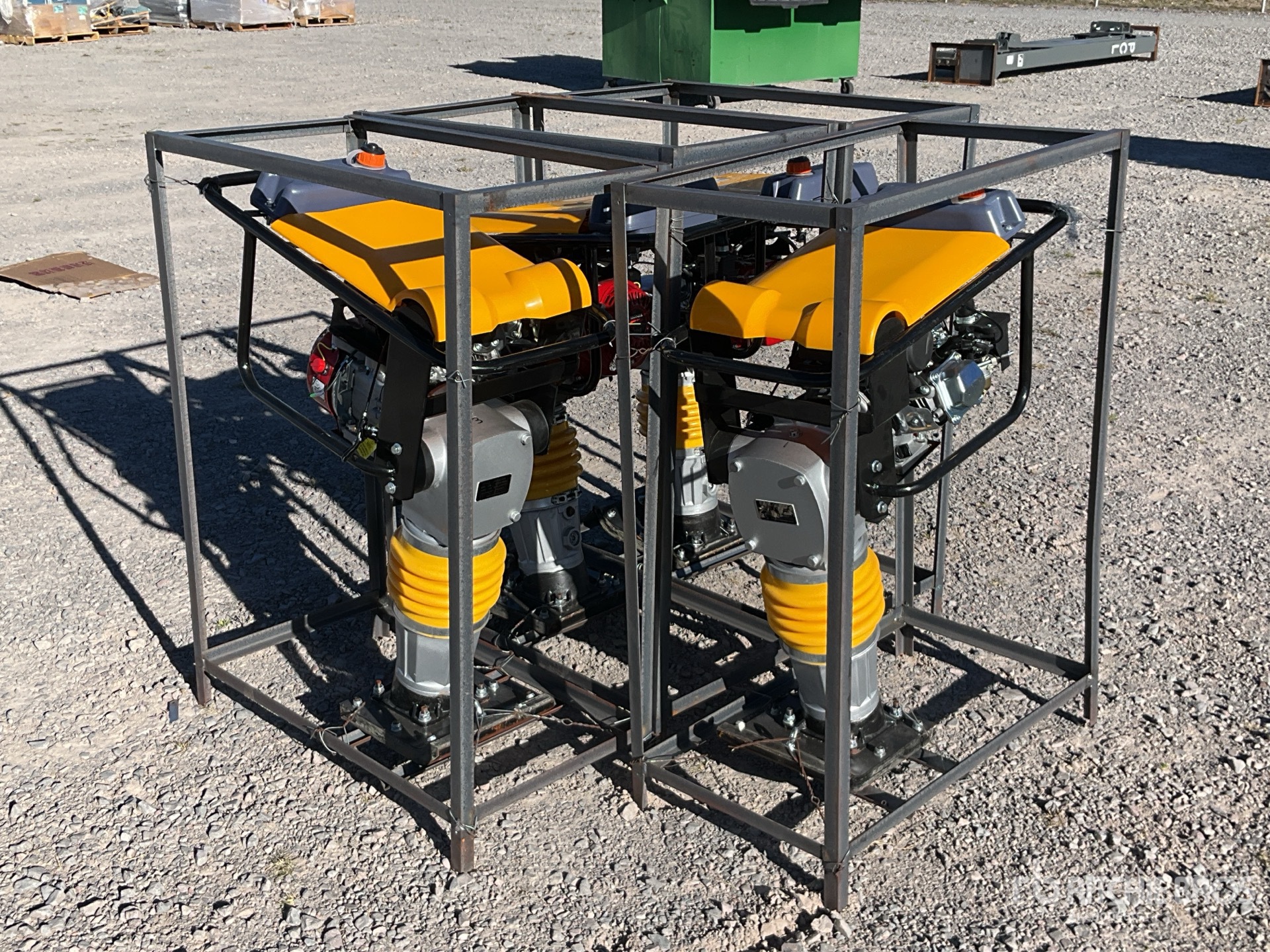 General Appearance with Bild, Ecke hinten rechts