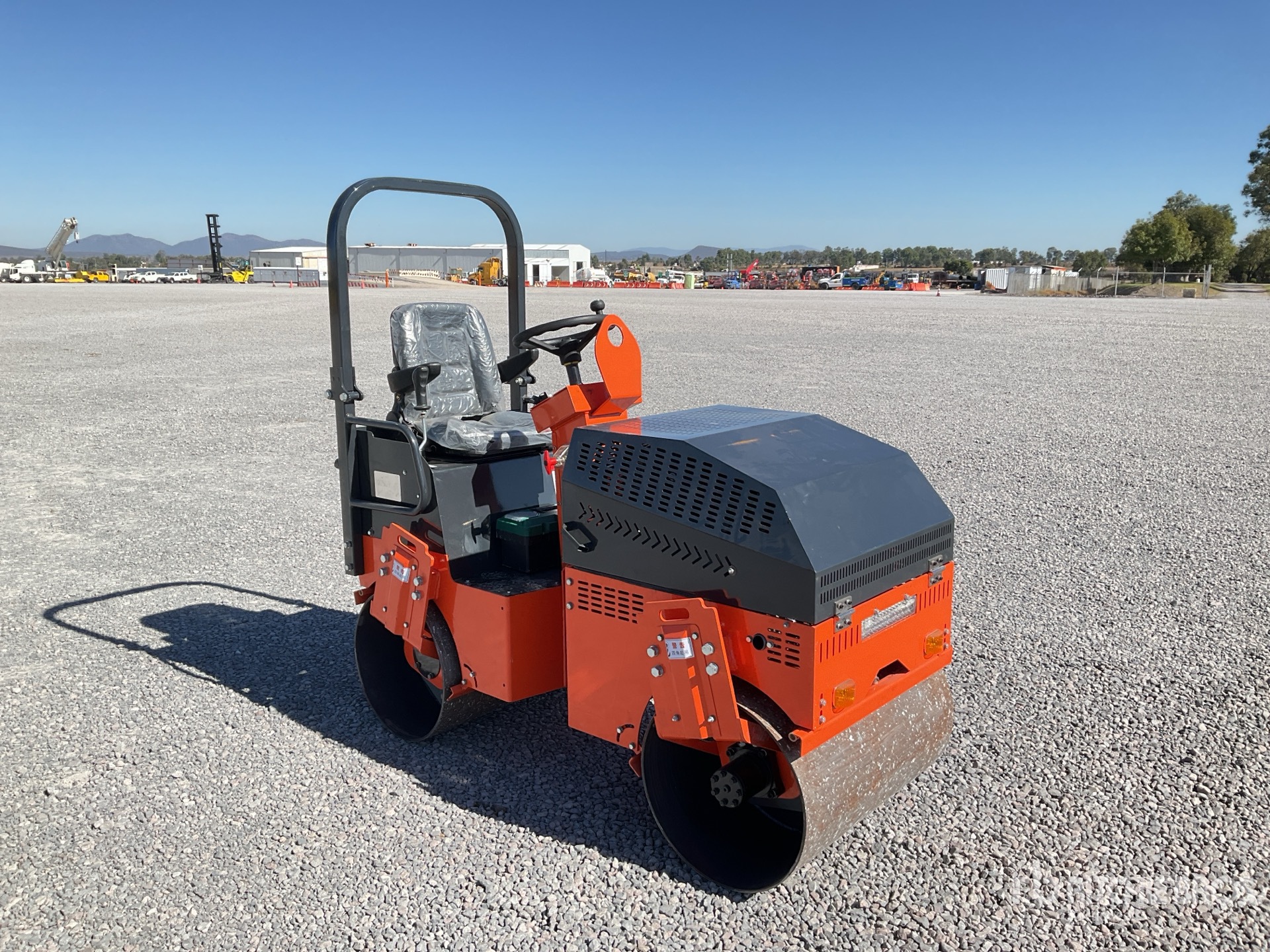 General Appearance with Picture, Right Front Corner