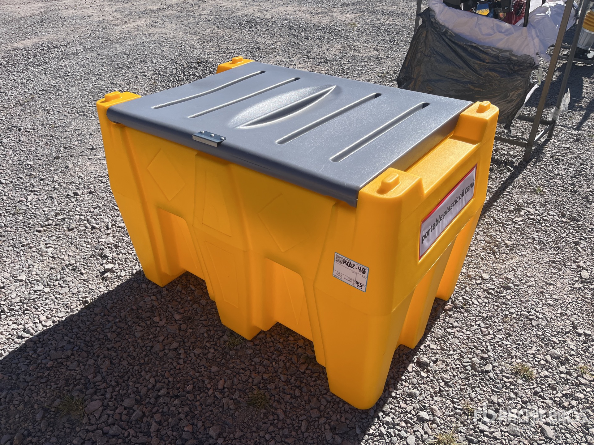 General Appearance with Foto, angolo anteriore destro