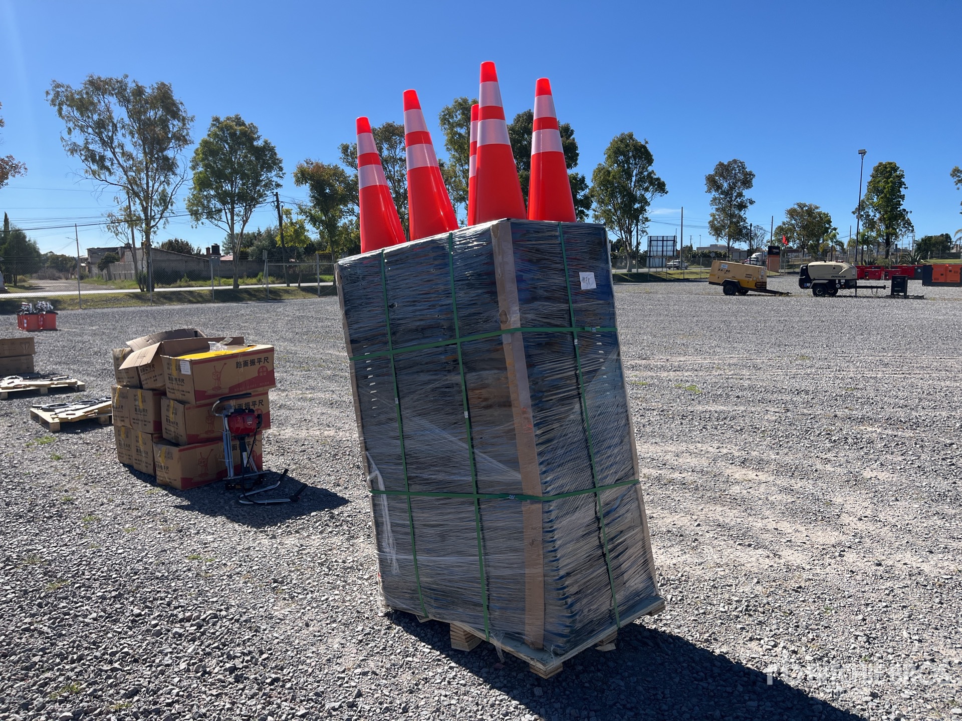 General Appearance with Imagen: esquina trasera izquierda