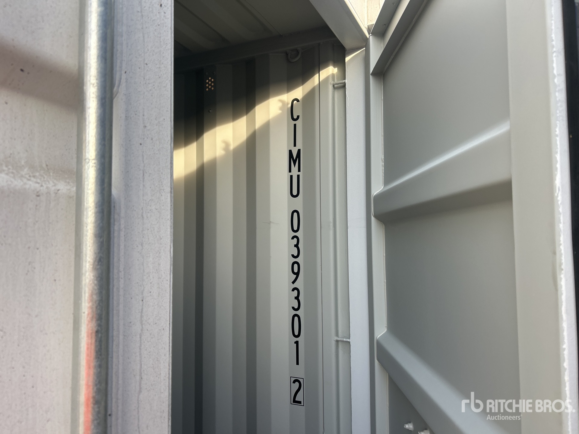 General Appearance with Numéro de série/Numéro d'identification du véhicule automobile