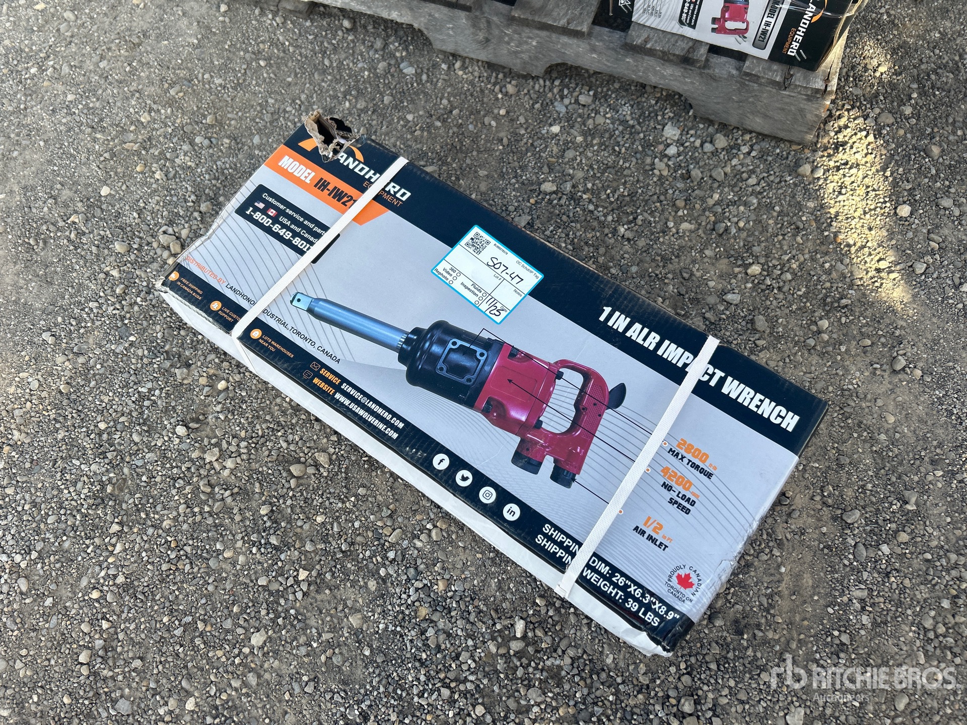 General Appearance with Picture, Left Front Corner