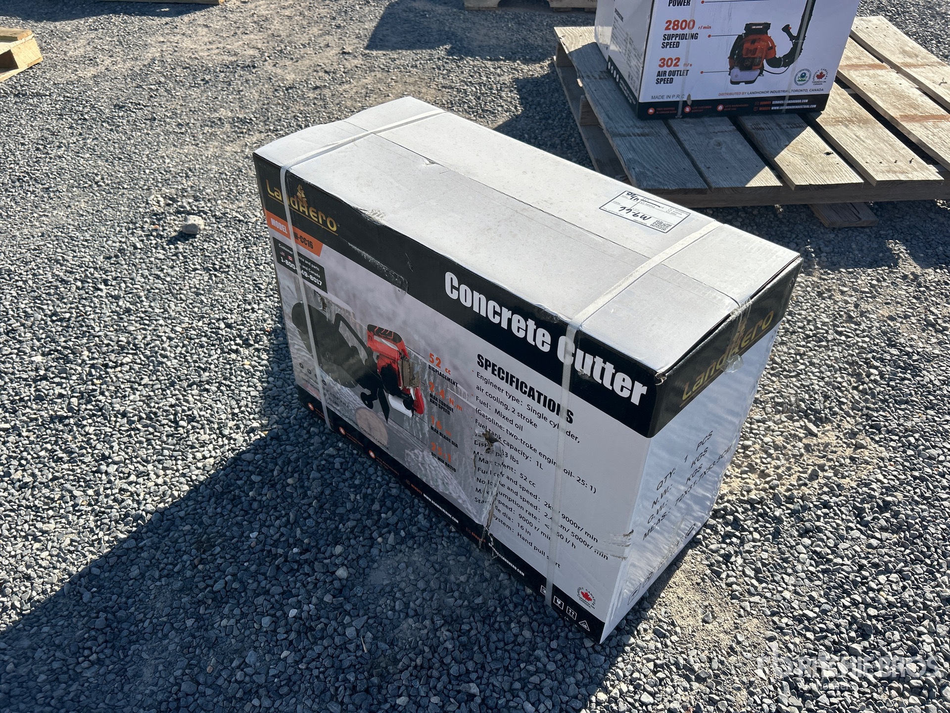 General Appearance with Picture, Right Rear Corner