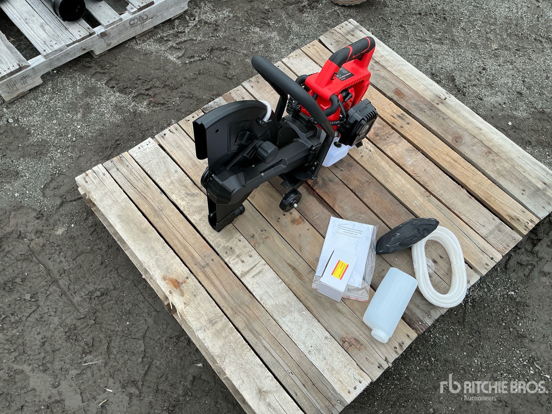 General Appearance with Featured Photo