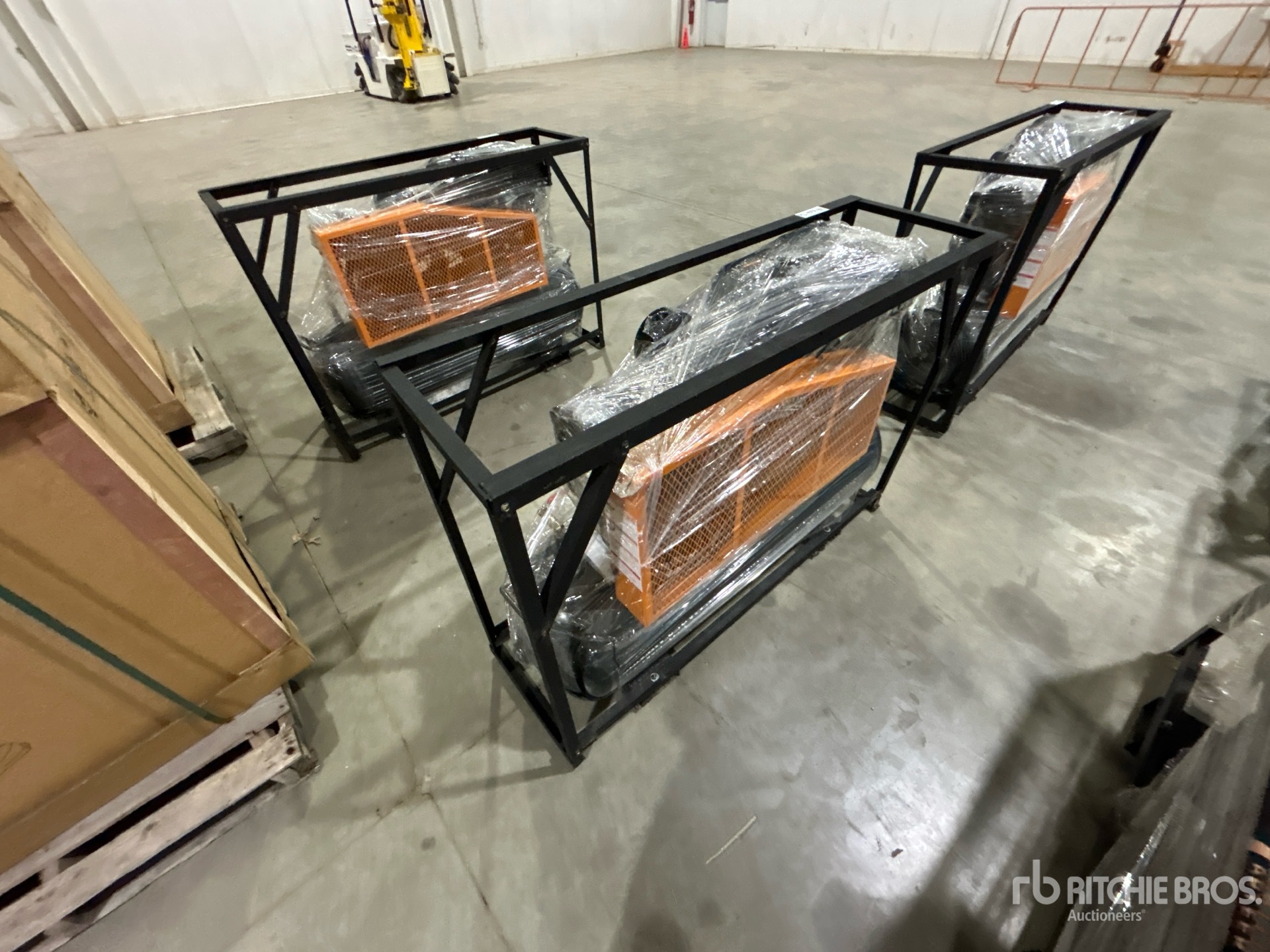 General Appearance with Foto, angolo posteriore sinistro