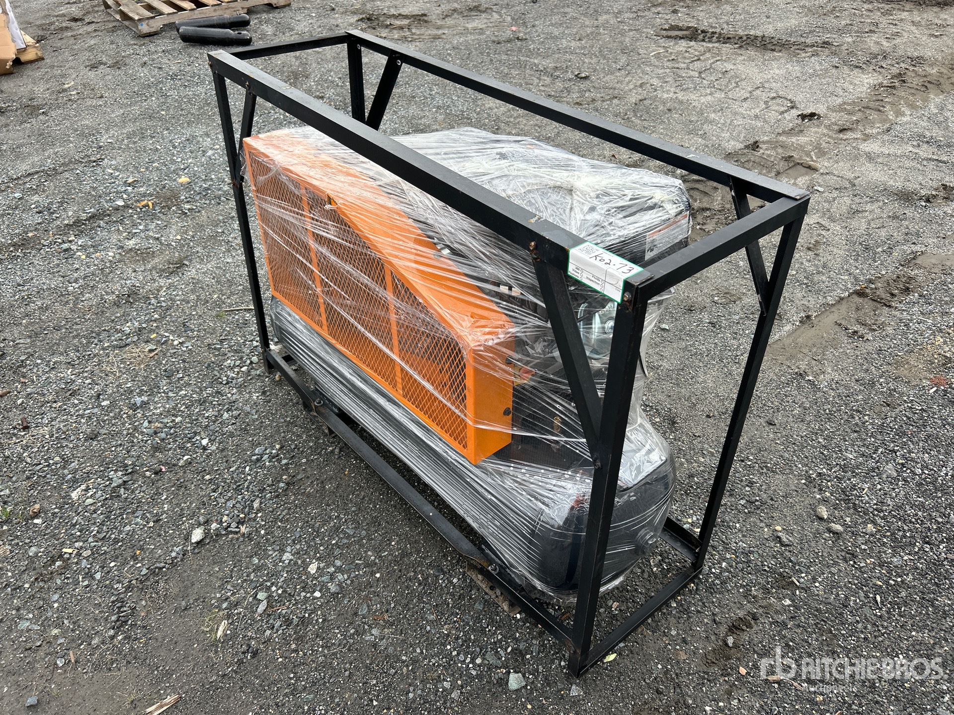 General Appearance with Foto, angolo anteriore sinistro