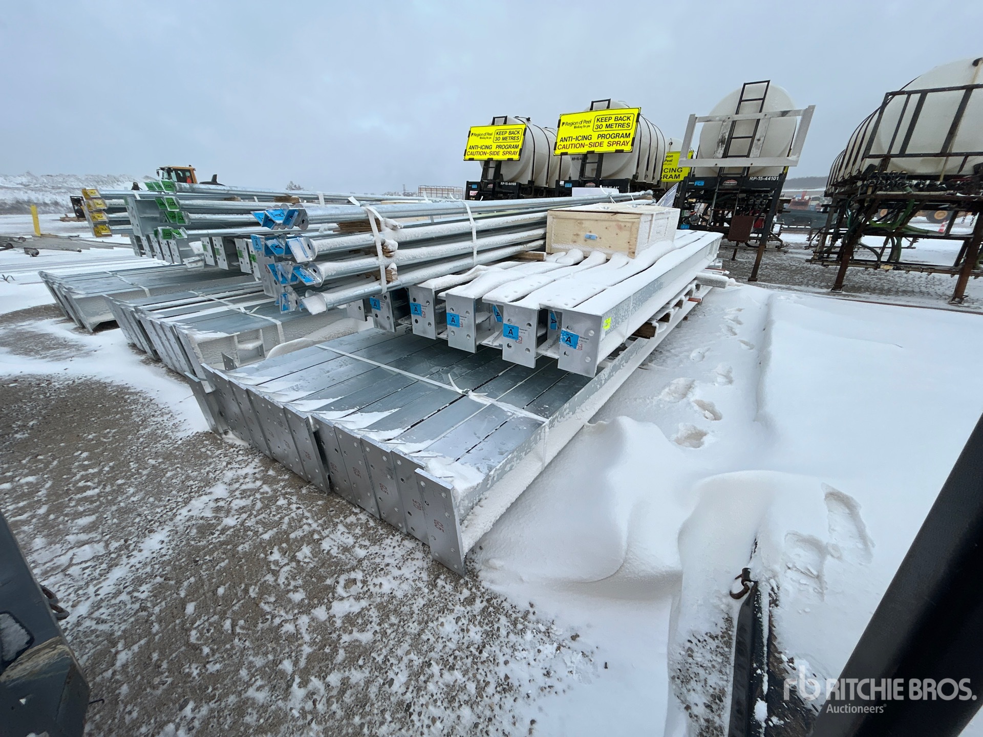General Appearance with Bild, Ecke hinten rechts