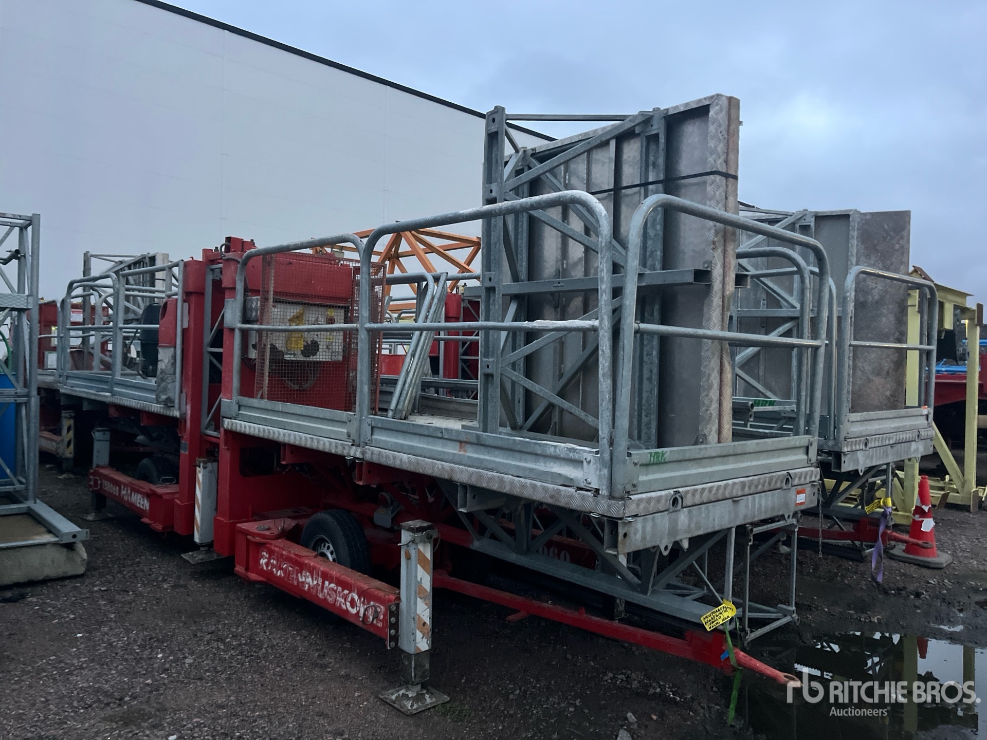 General Appearance with Foto, angolo anteriore destro