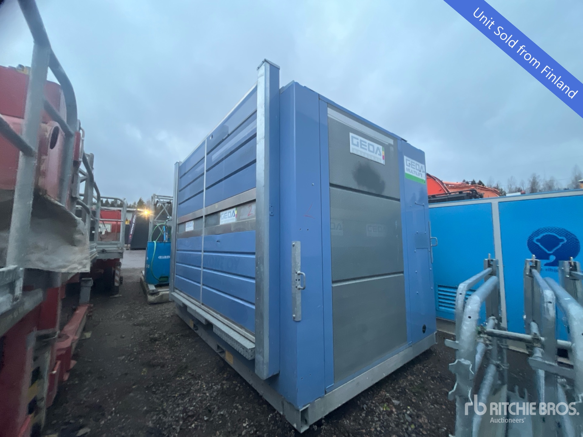 General Appearance with Featured Photo