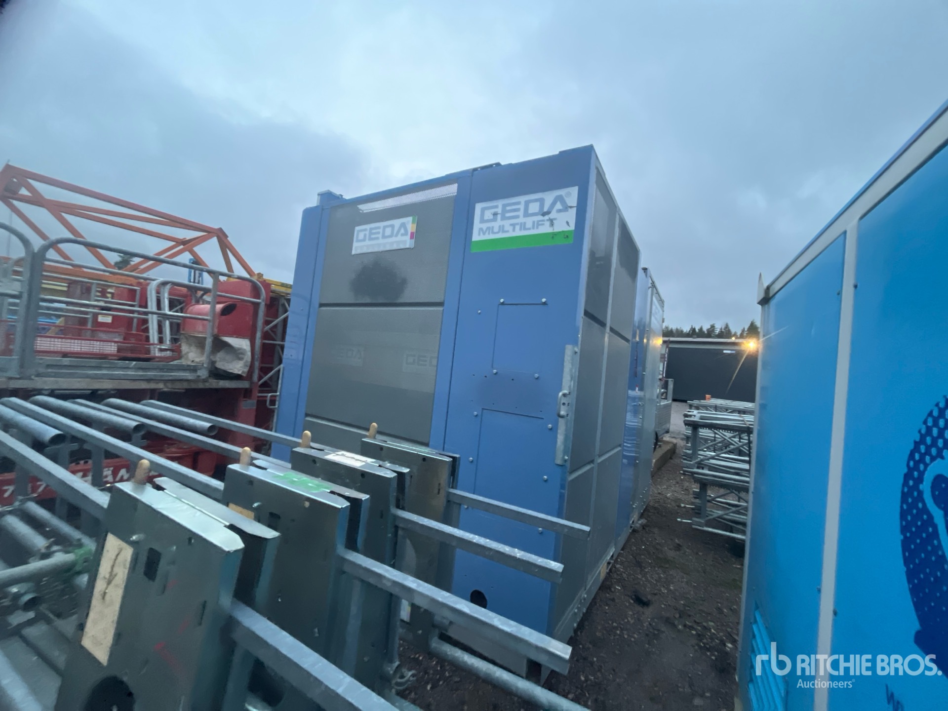 General Appearance with Imagen: esquina trasera izquierda