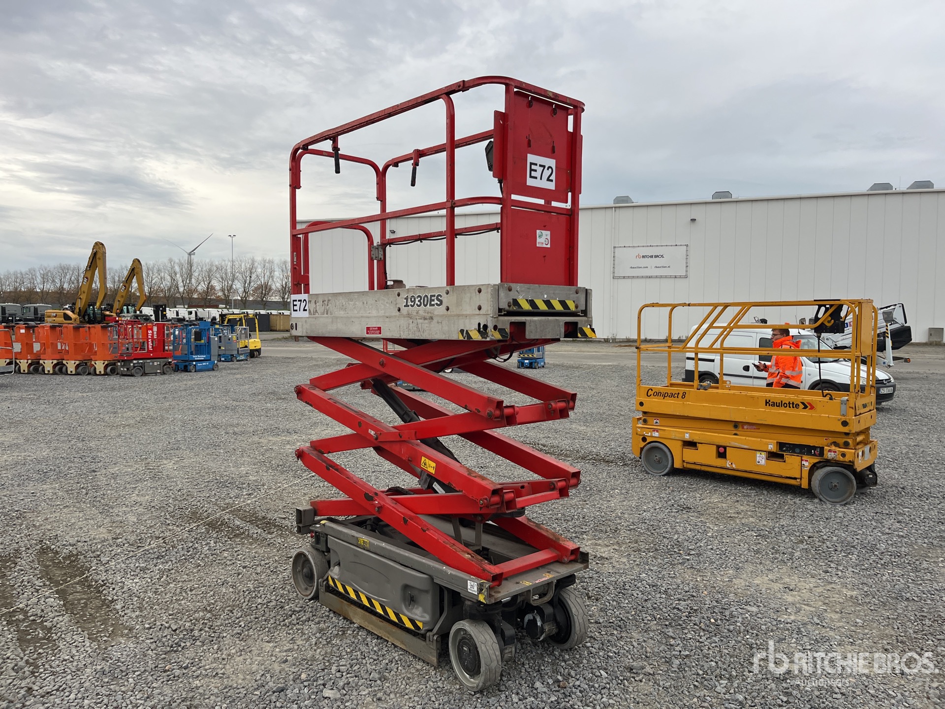 General Appearance with Image, coin avant droit