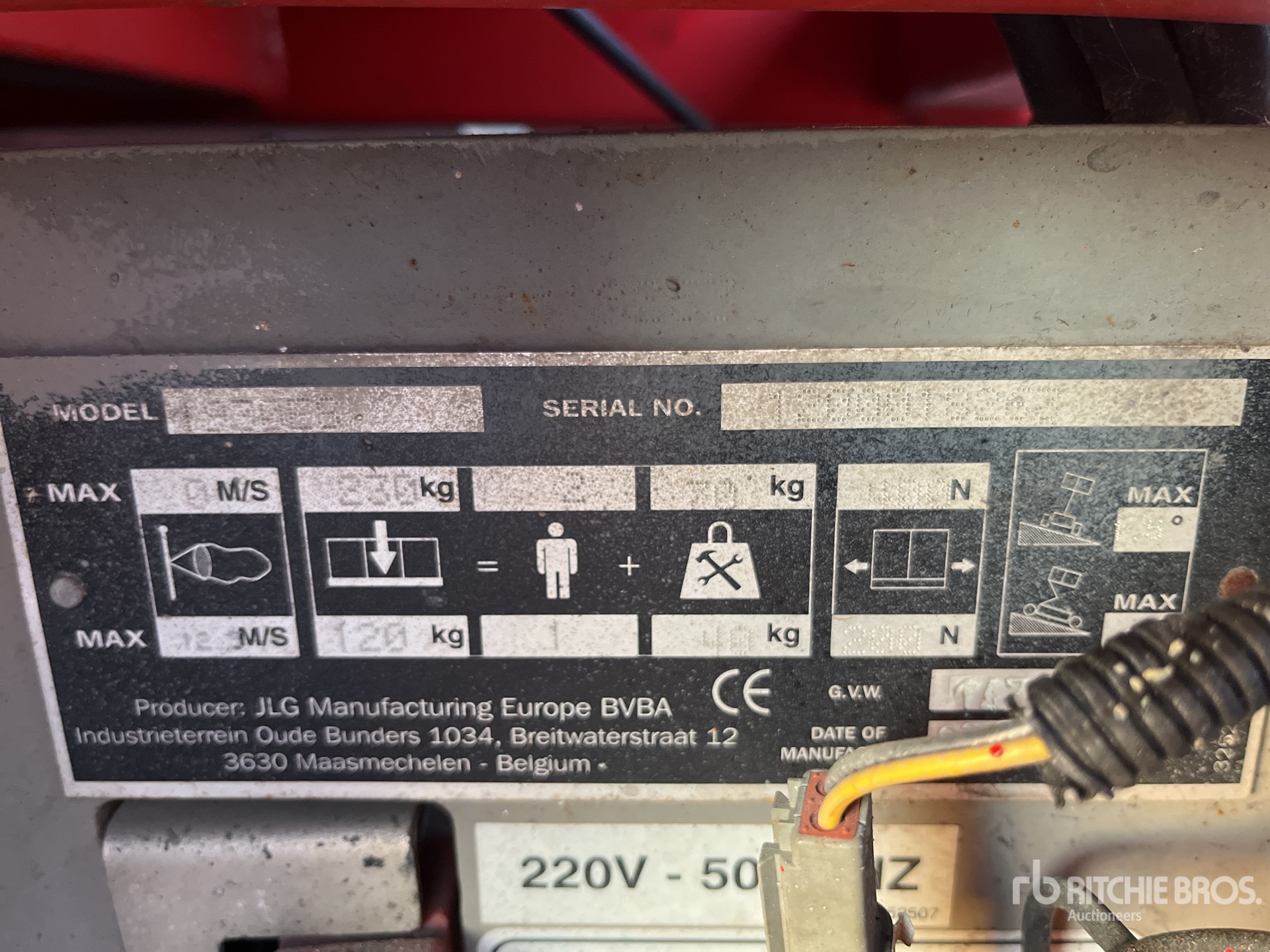 General Appearance with Numéro de série/Numéro d'identification du véhicule automobile