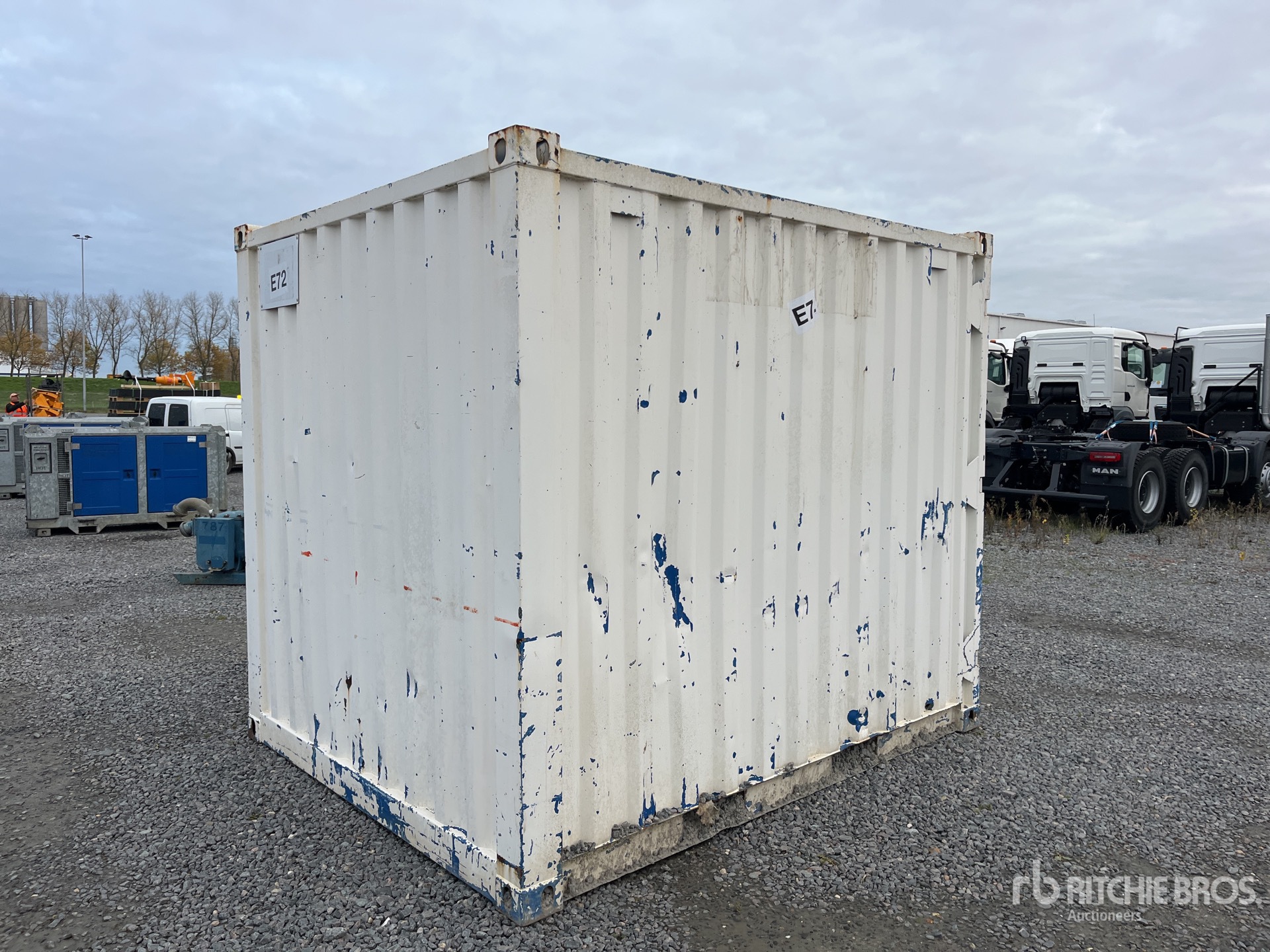 General Appearance with Picture, Right Rear Corner