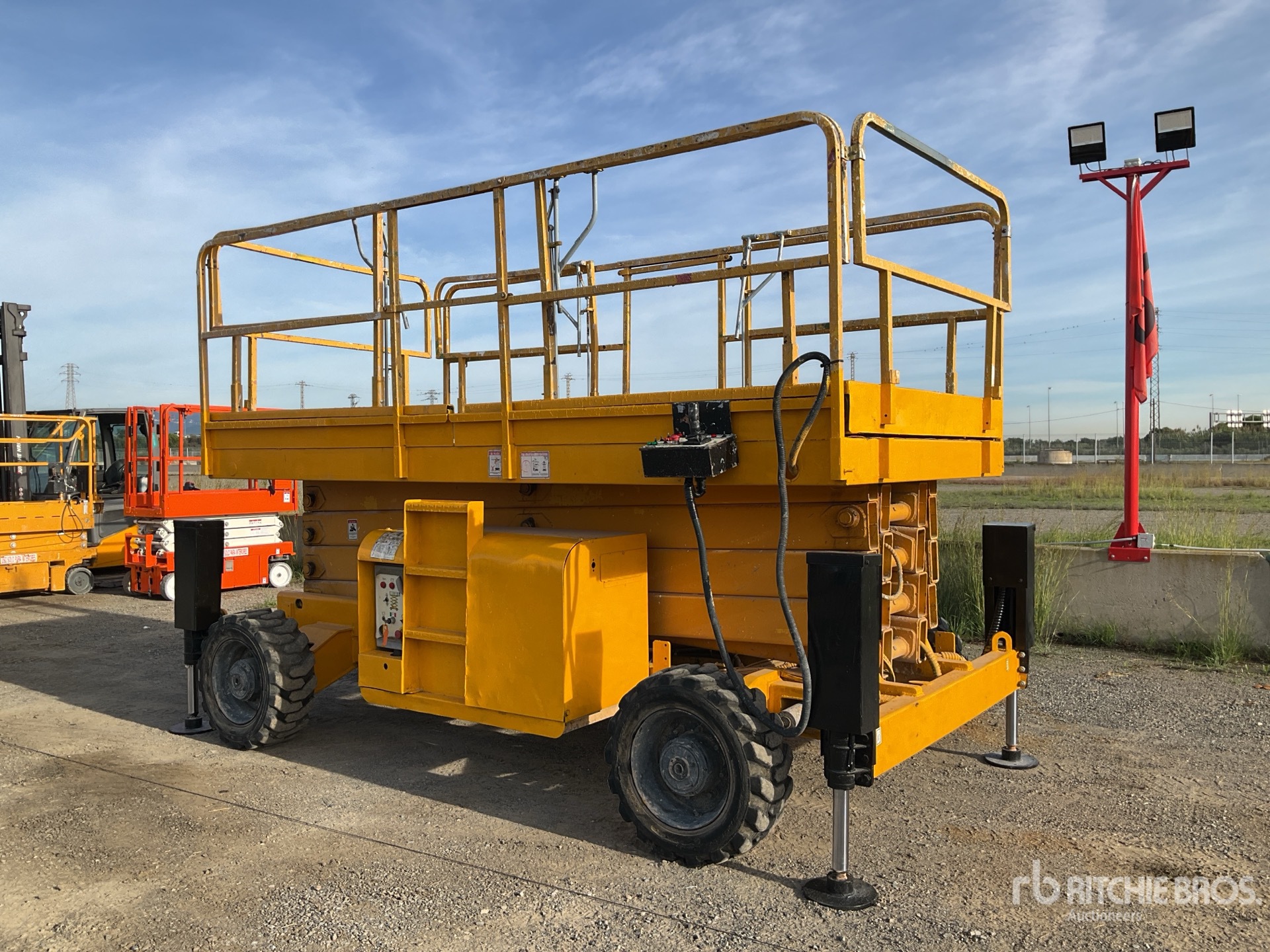 Aspect général with Image, coin arrière gauche