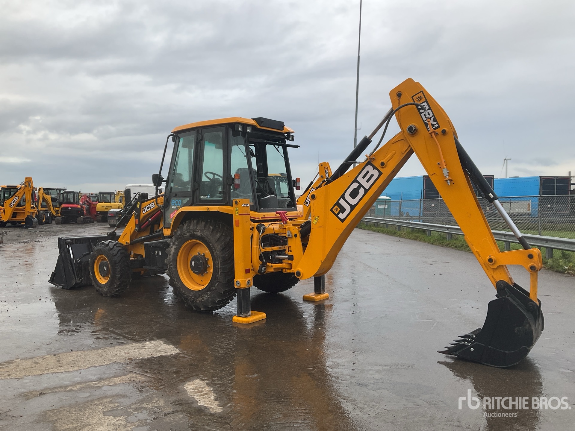 General Appearance with Bild, Ecke hinten links