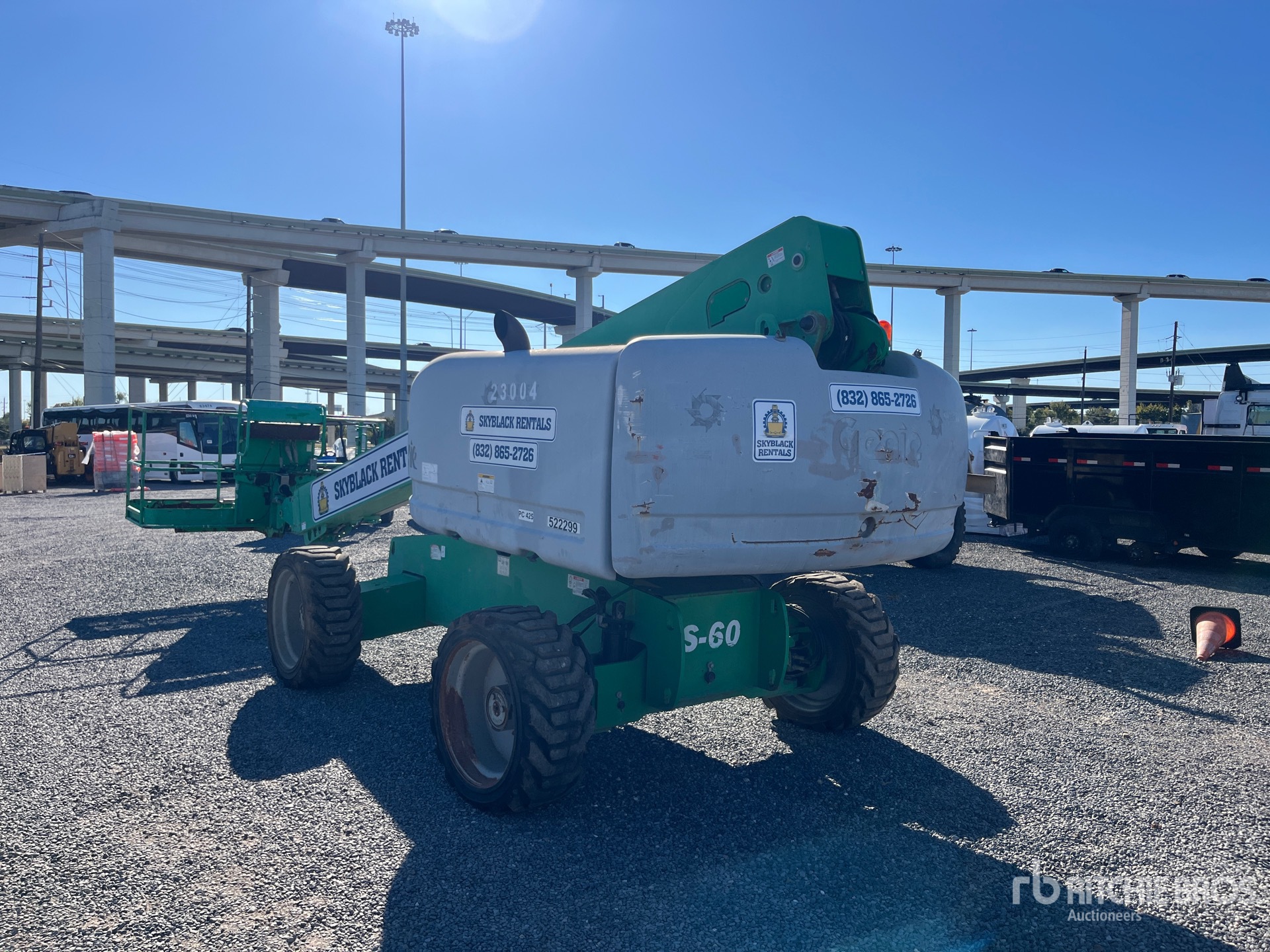 General Appearance with Zdjęcie, lewy dolny róg